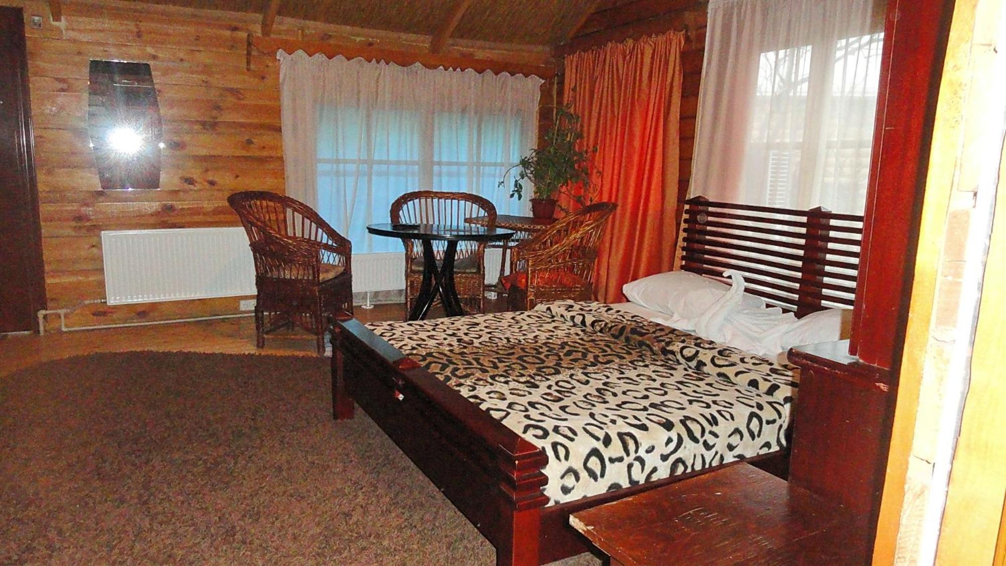 Standard Family Room