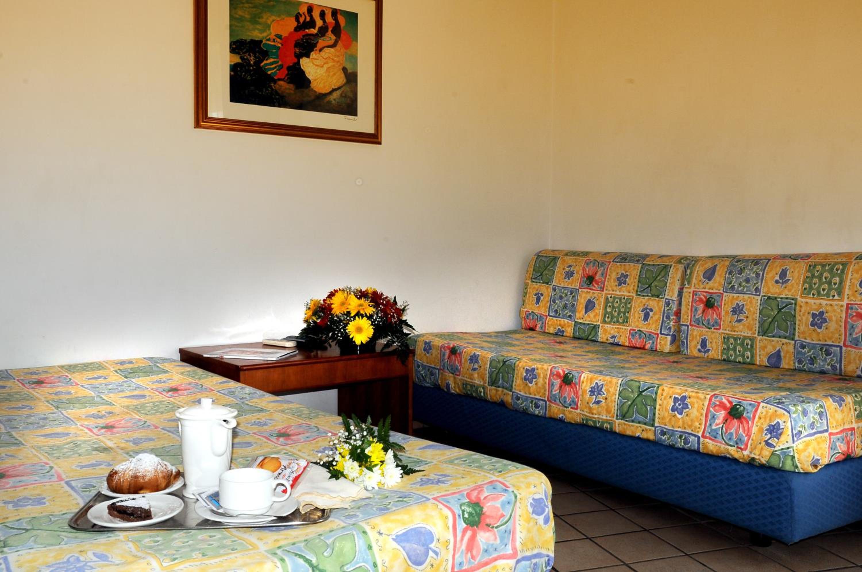 Familienzimmer (2 Erwachsene + 2 Kinder)