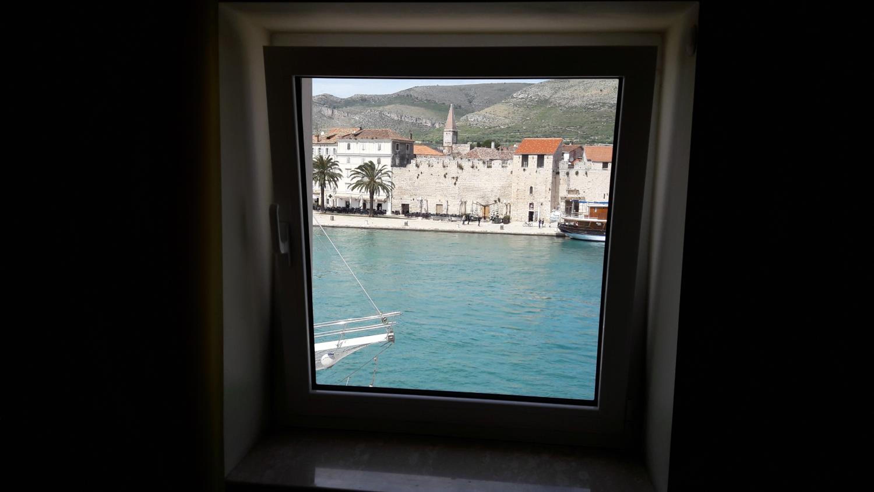 Triple Room with City View - Photo 4