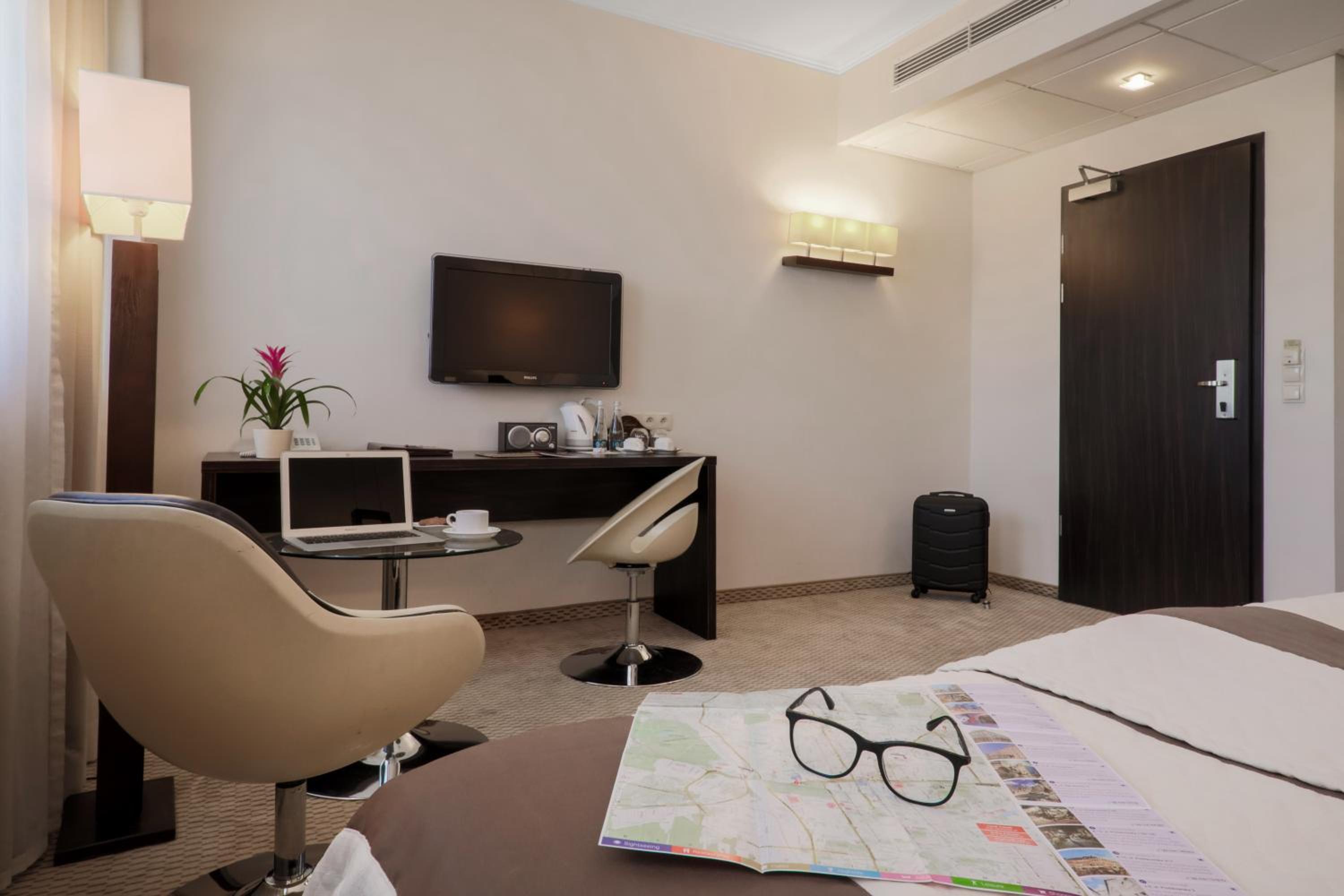 Large Single Room