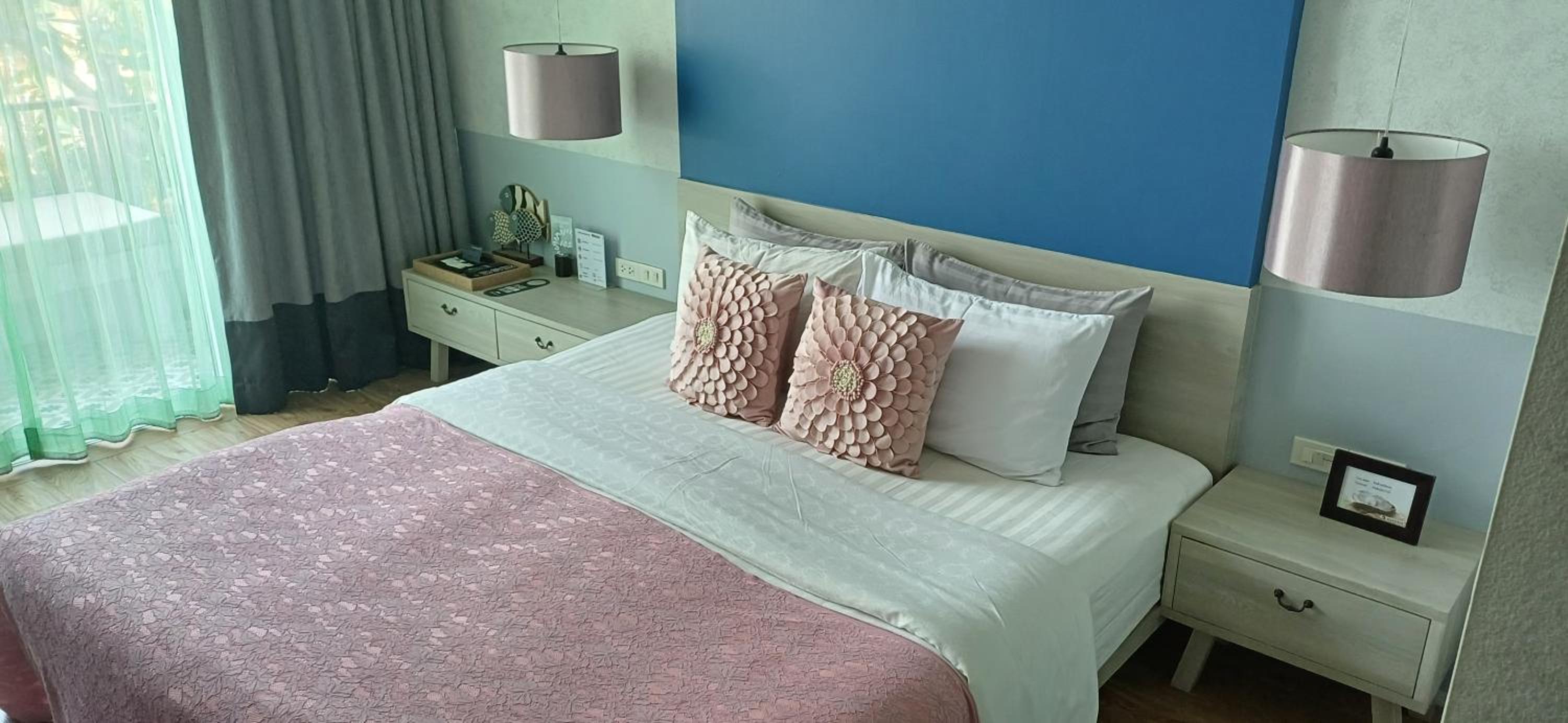 Deluxe Double Room with Balcony photo 1