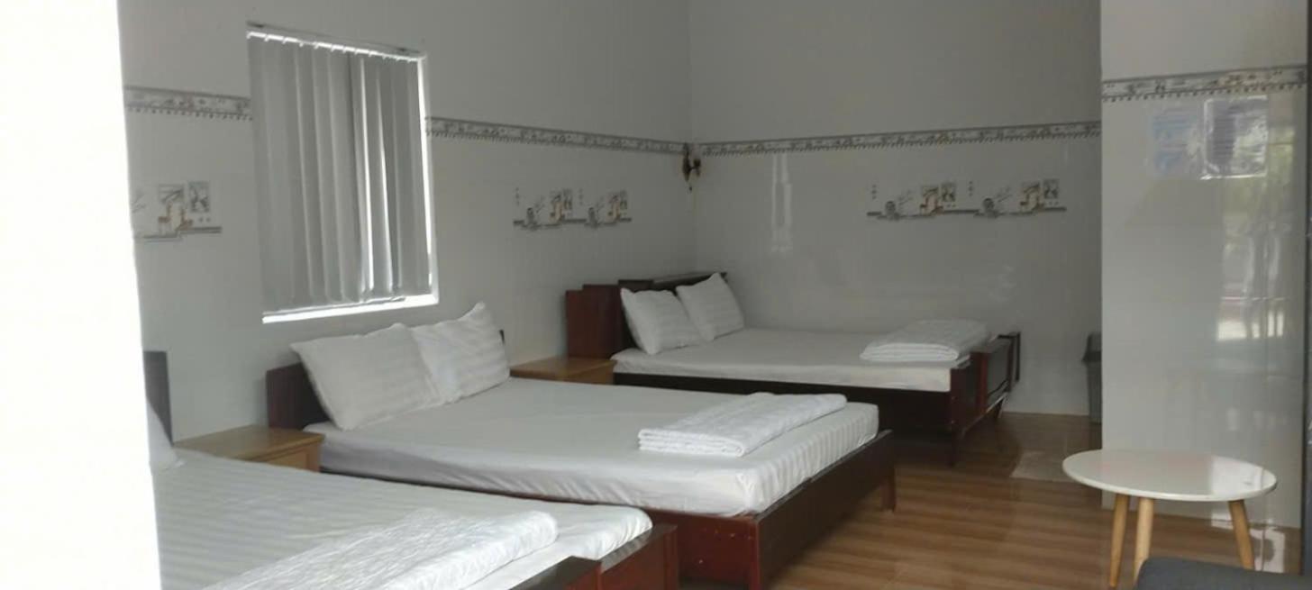Family Room photo 2