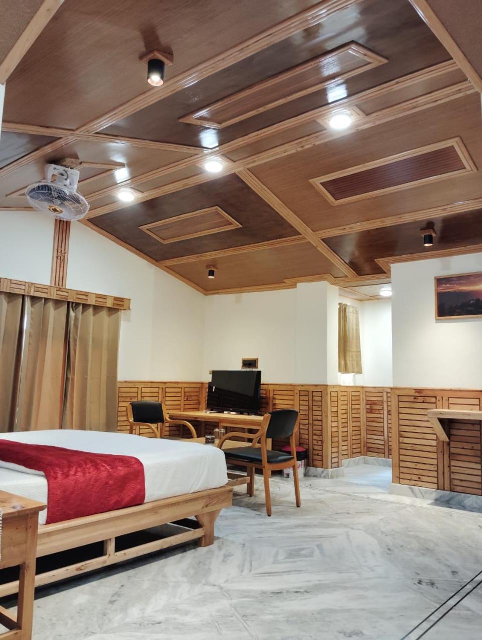 King Room