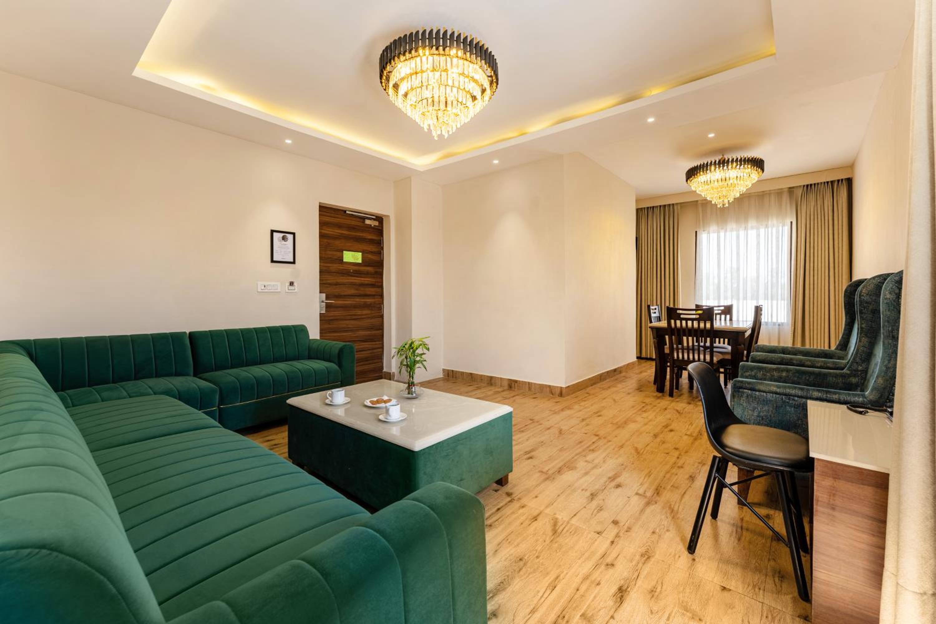Spacious Family Room with Living Area