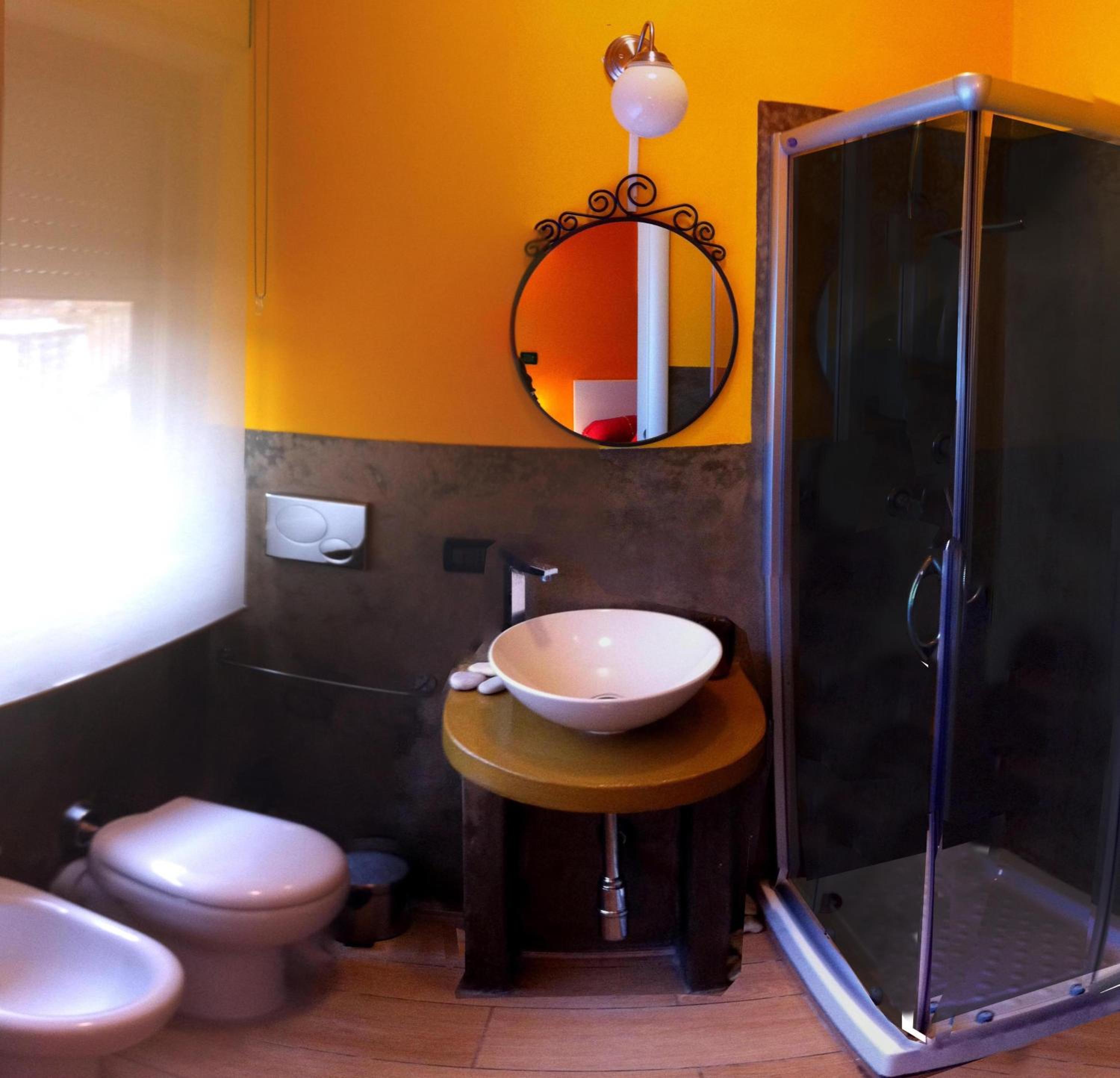 Double Room - Photo 8