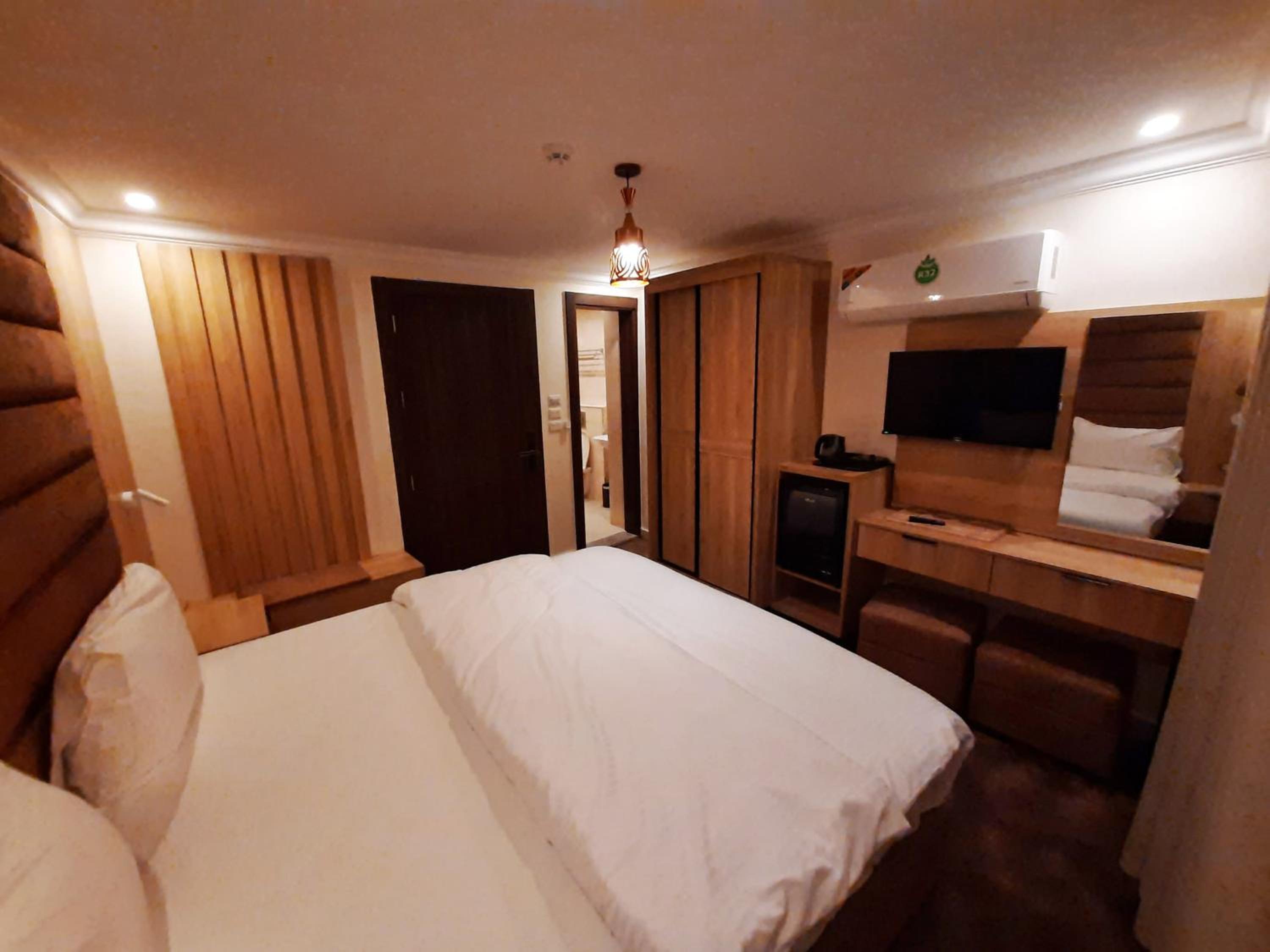 Superior King Room photo 3
