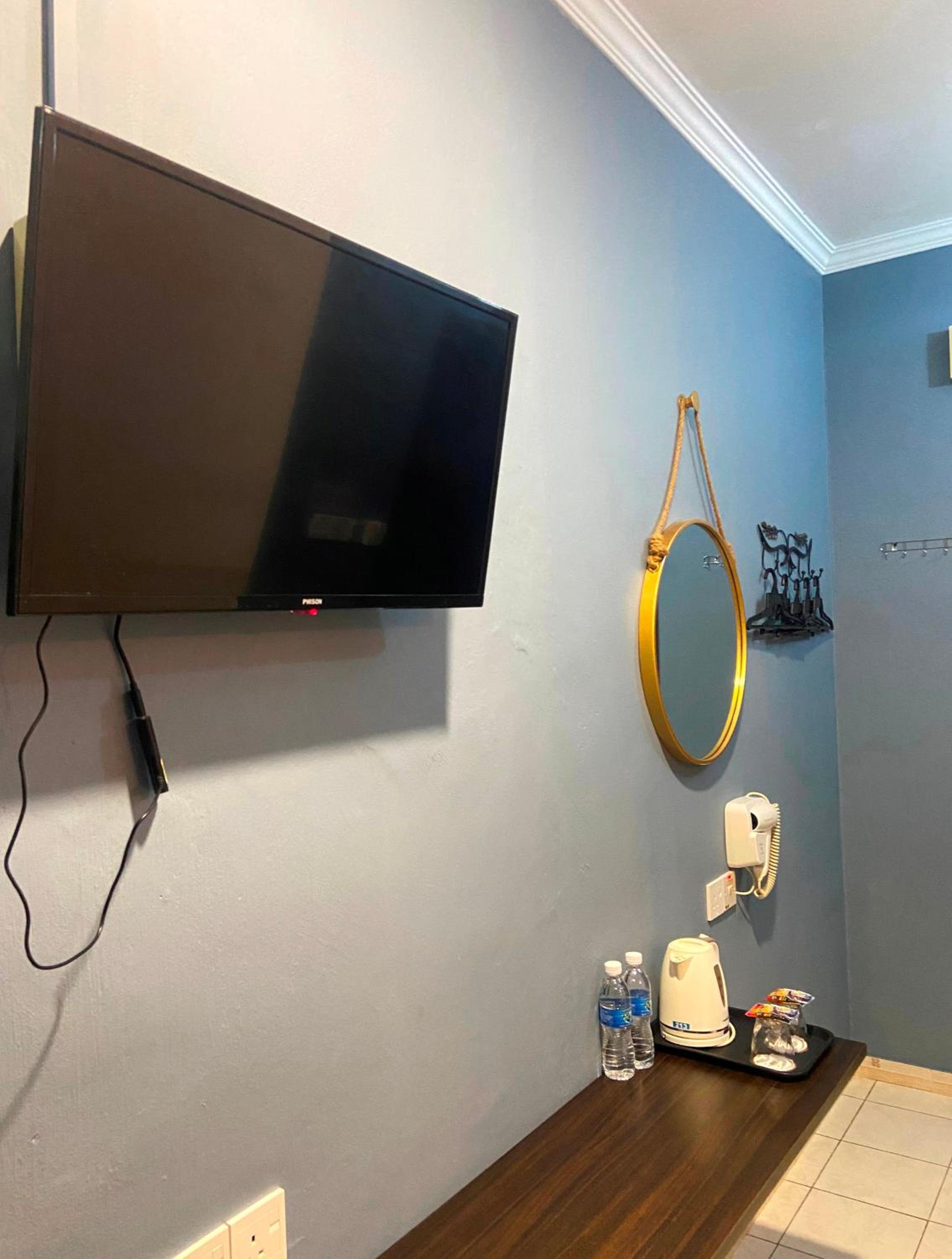 Standard Queen Room photo 1
