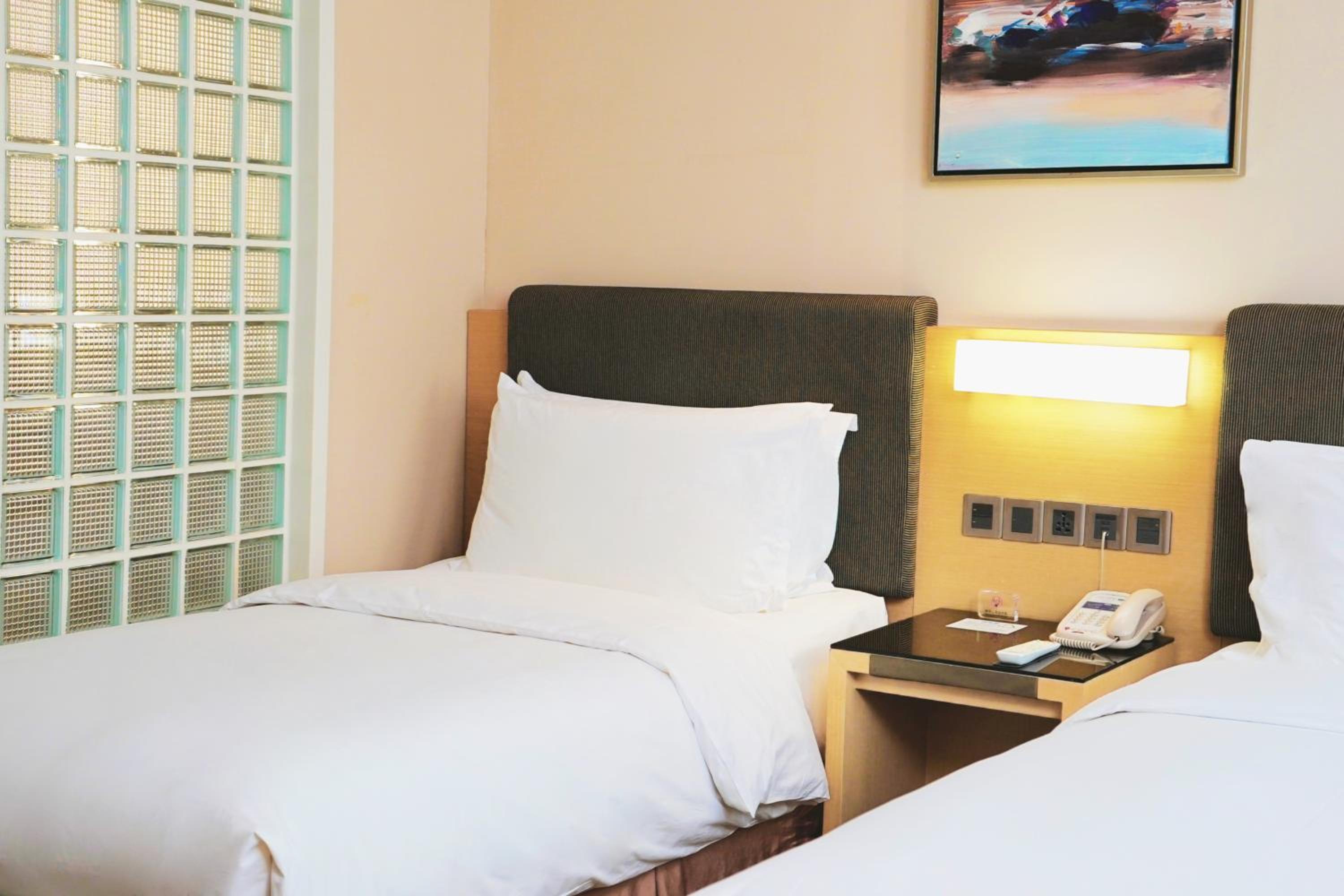 Standard Room with Two Single Beds