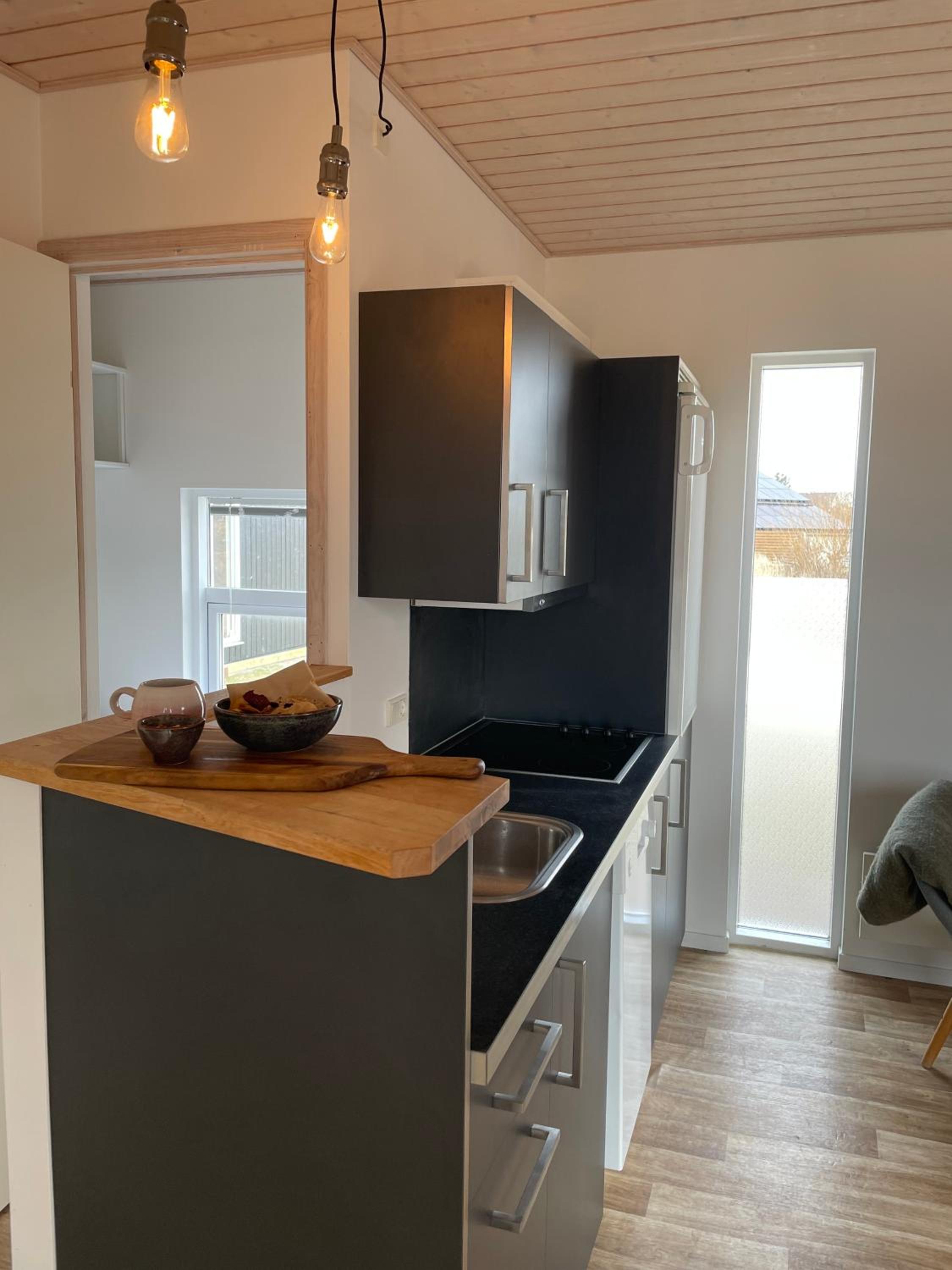 Two-Bedroom Cottage - Photo 7