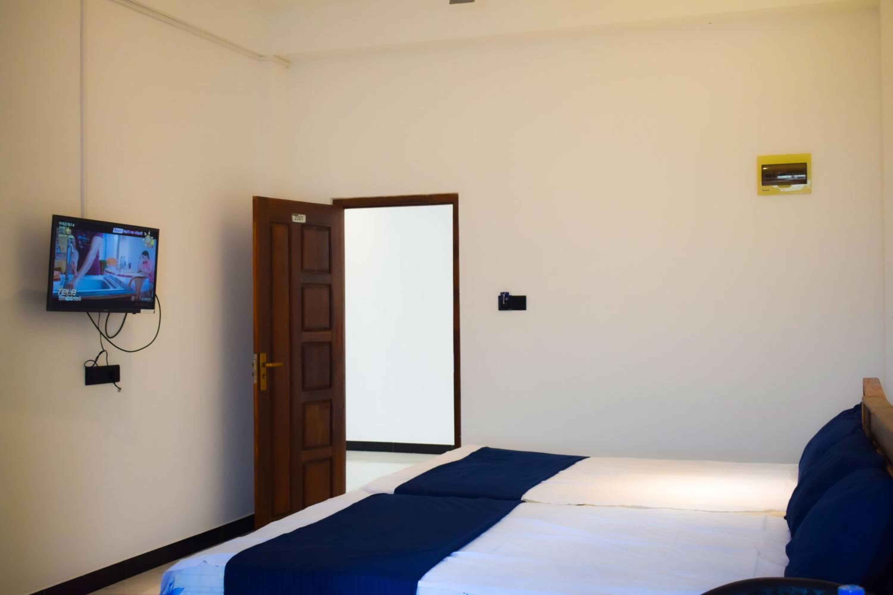 Double or Twin Room photo 1