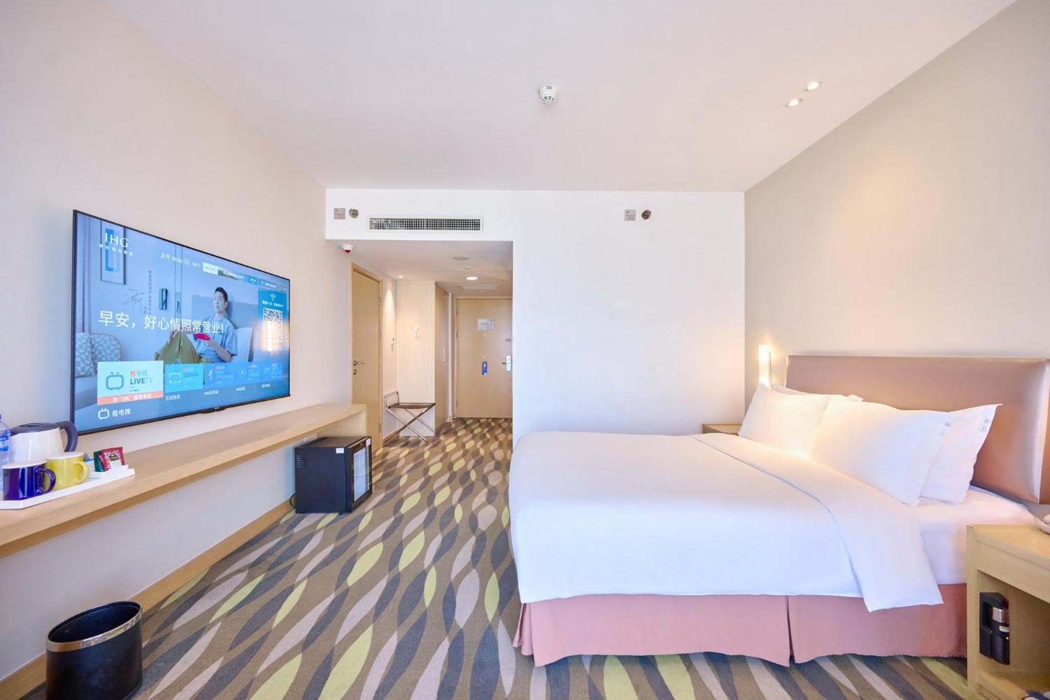Standard Queen Room - Accessible