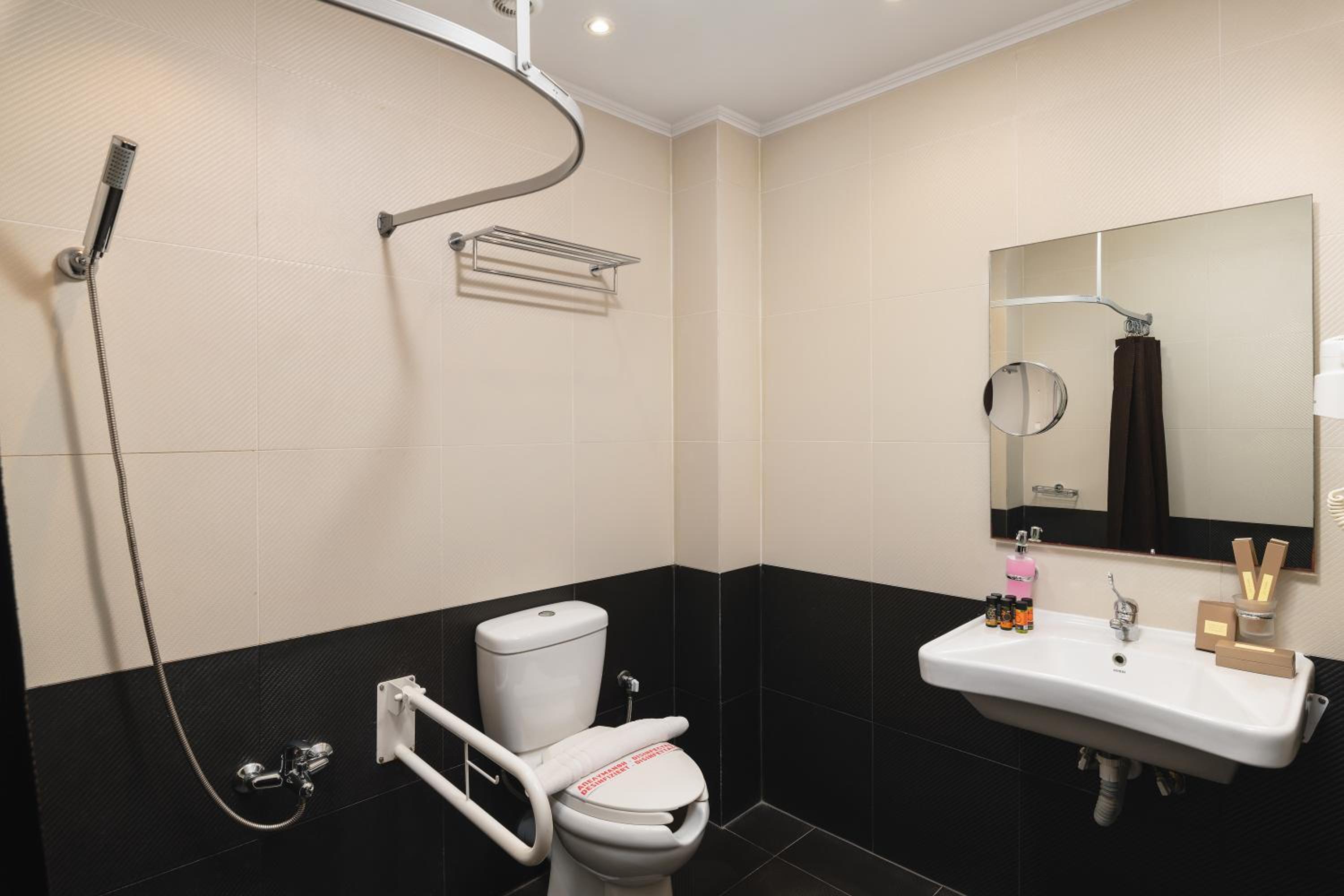 Superior Room – Disability Access