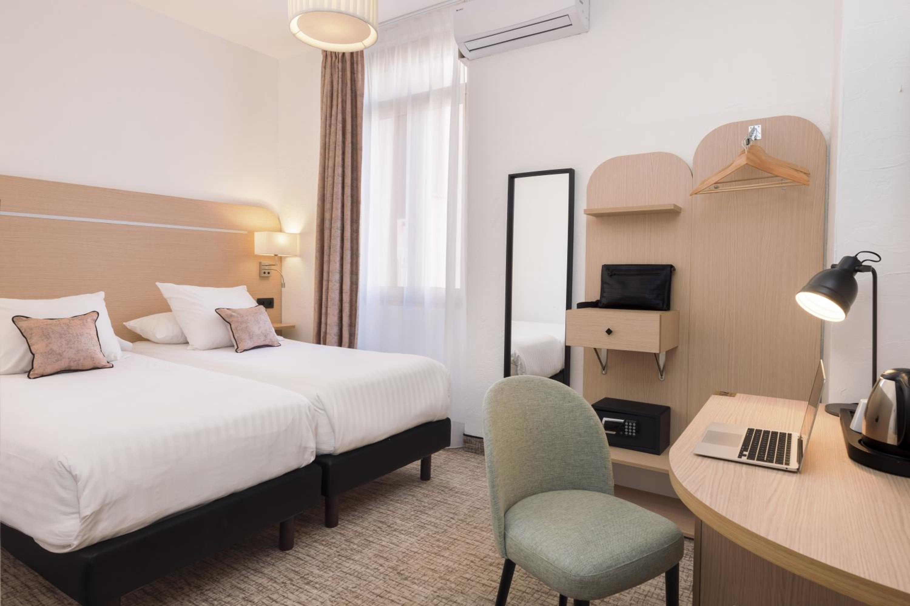 Standard Double Room - Non-Smoking