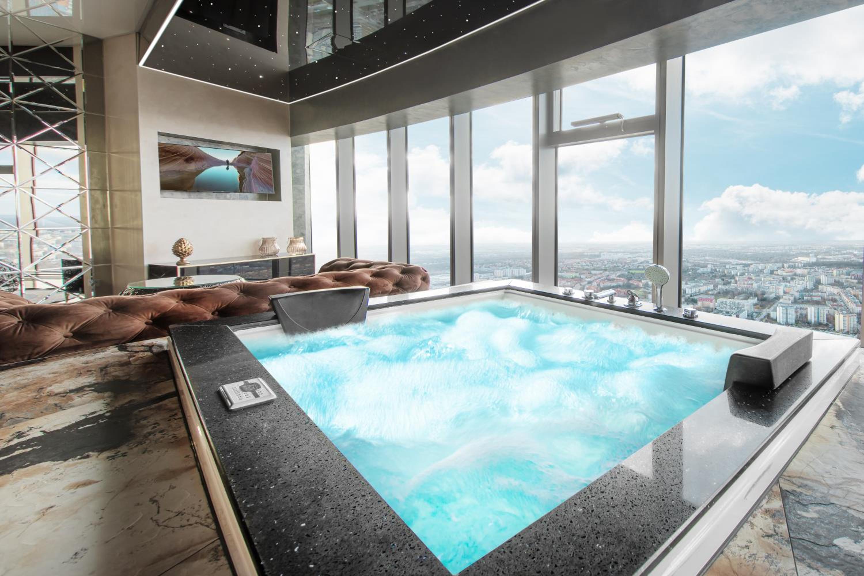 45 Floor Luxury Suite