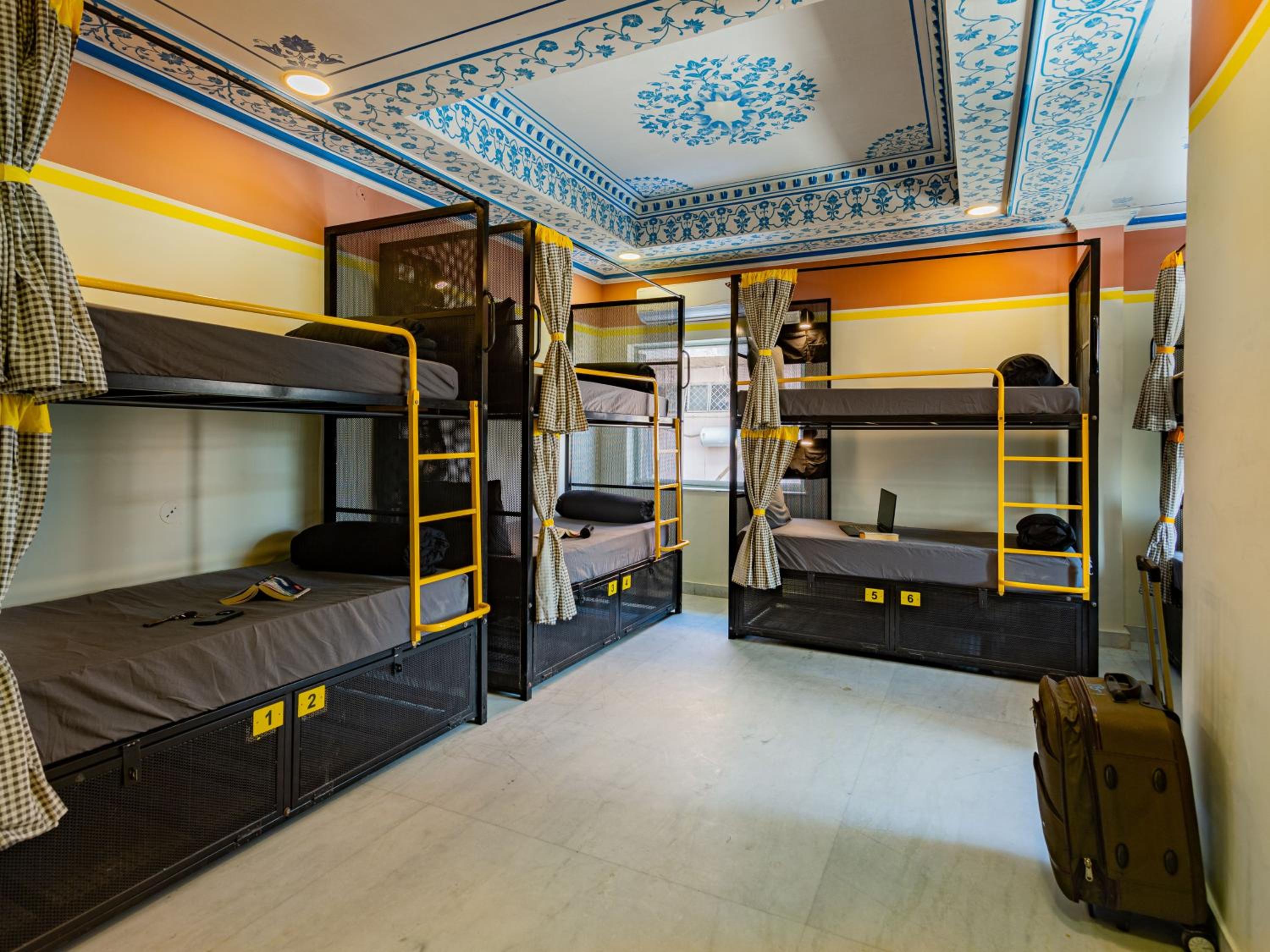  Bed in 8 Bed Female Dormitory