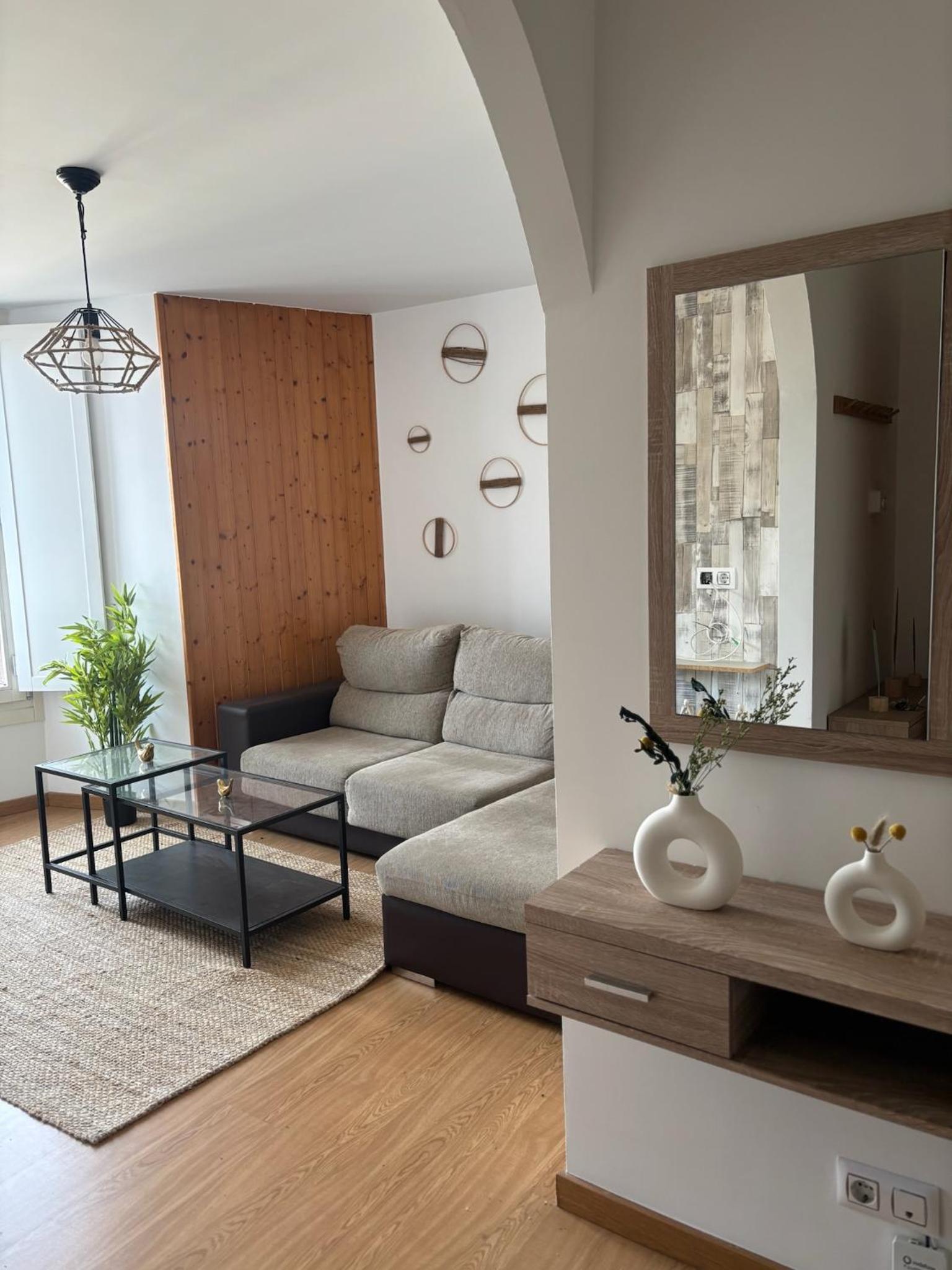 Family Studio - Photo 3