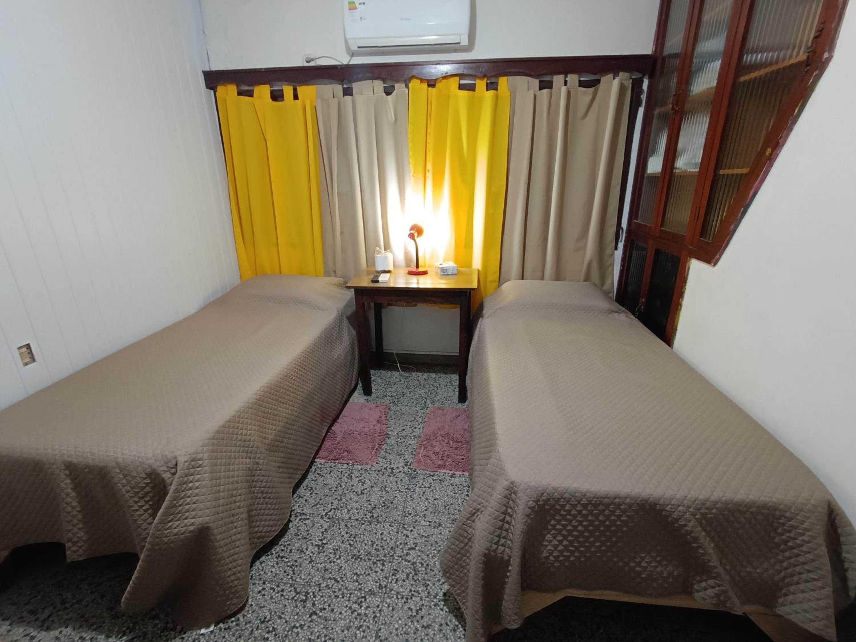 Twin Room with Bathroom photo 2