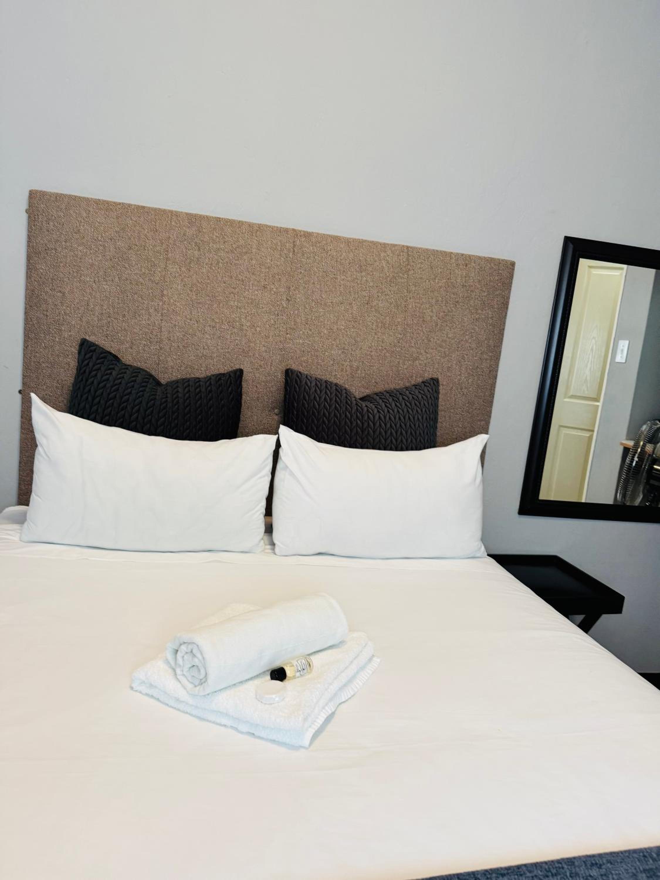 Deluxe Double Room with Shower photo 1