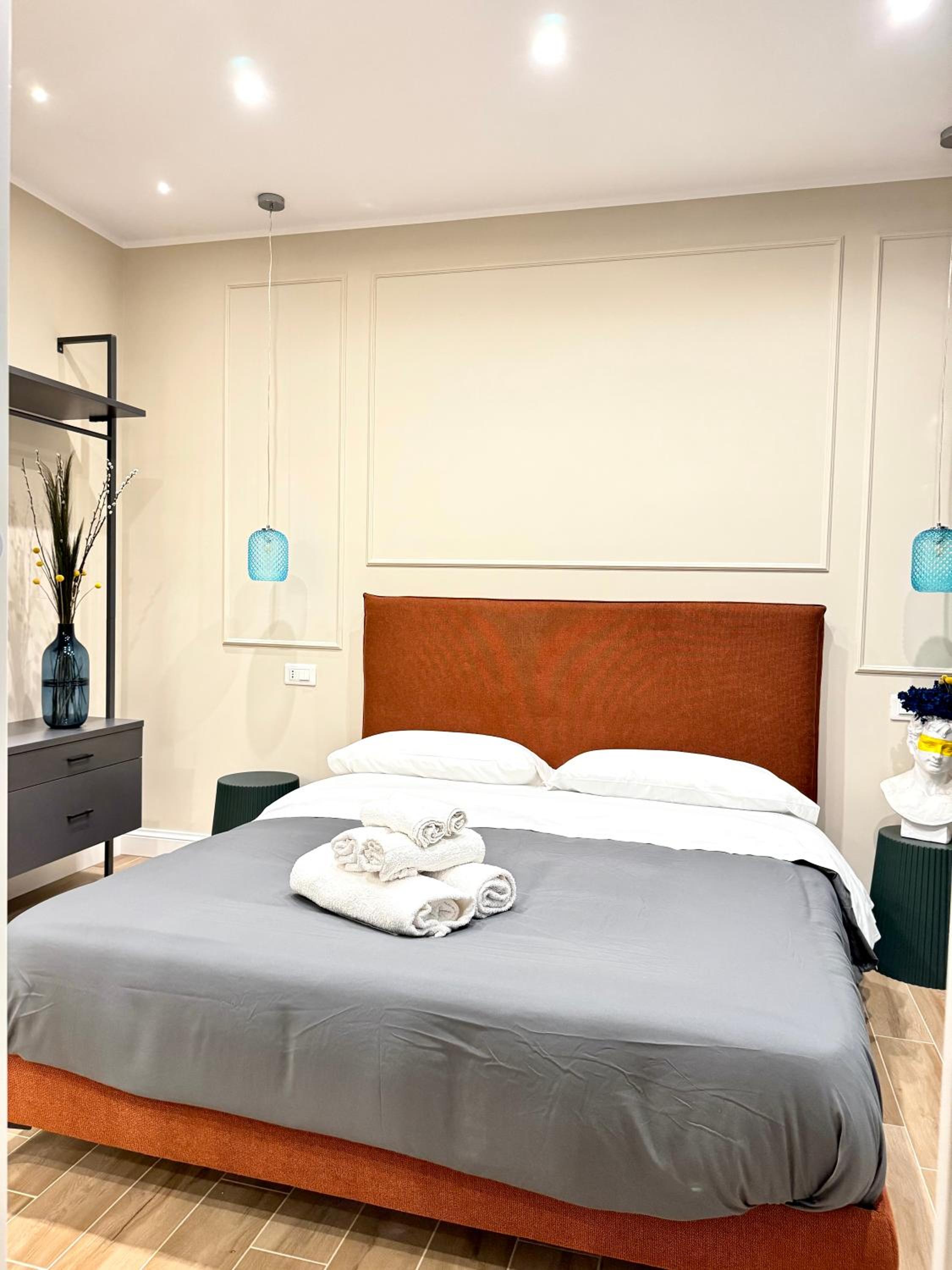 Deluxe King Room photo 2
