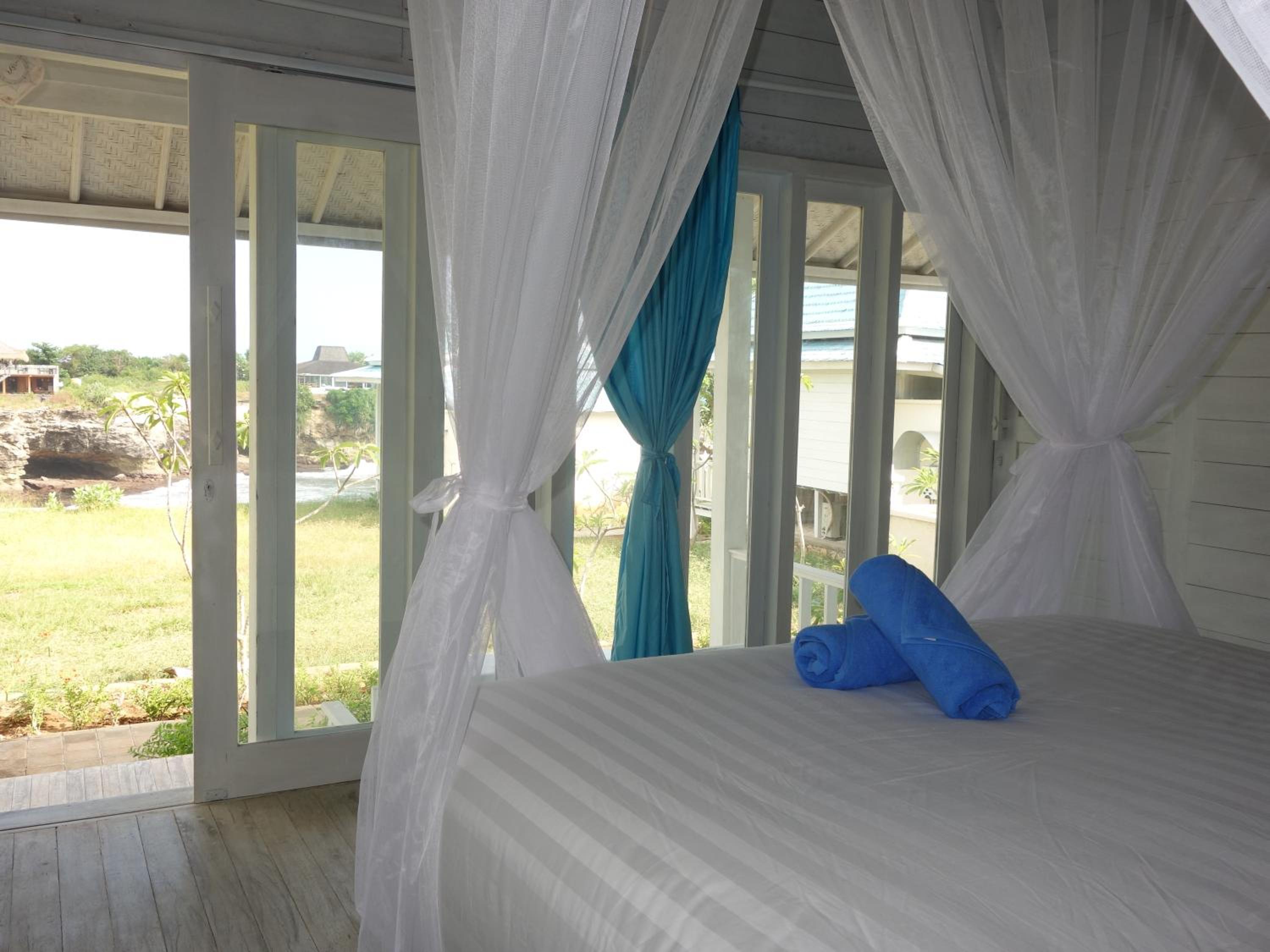 Interconnecting Bungalow - Photo 4
