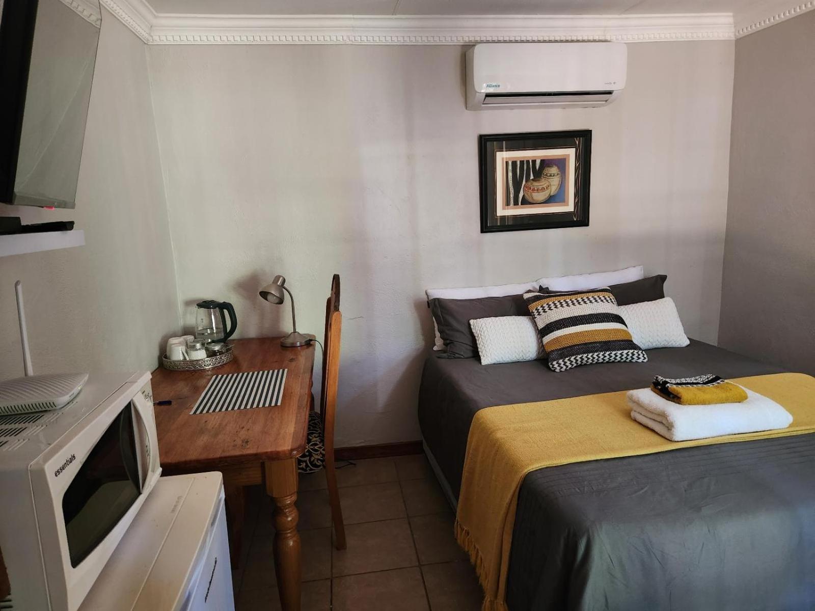 Double Room with Terrace - Photo 3