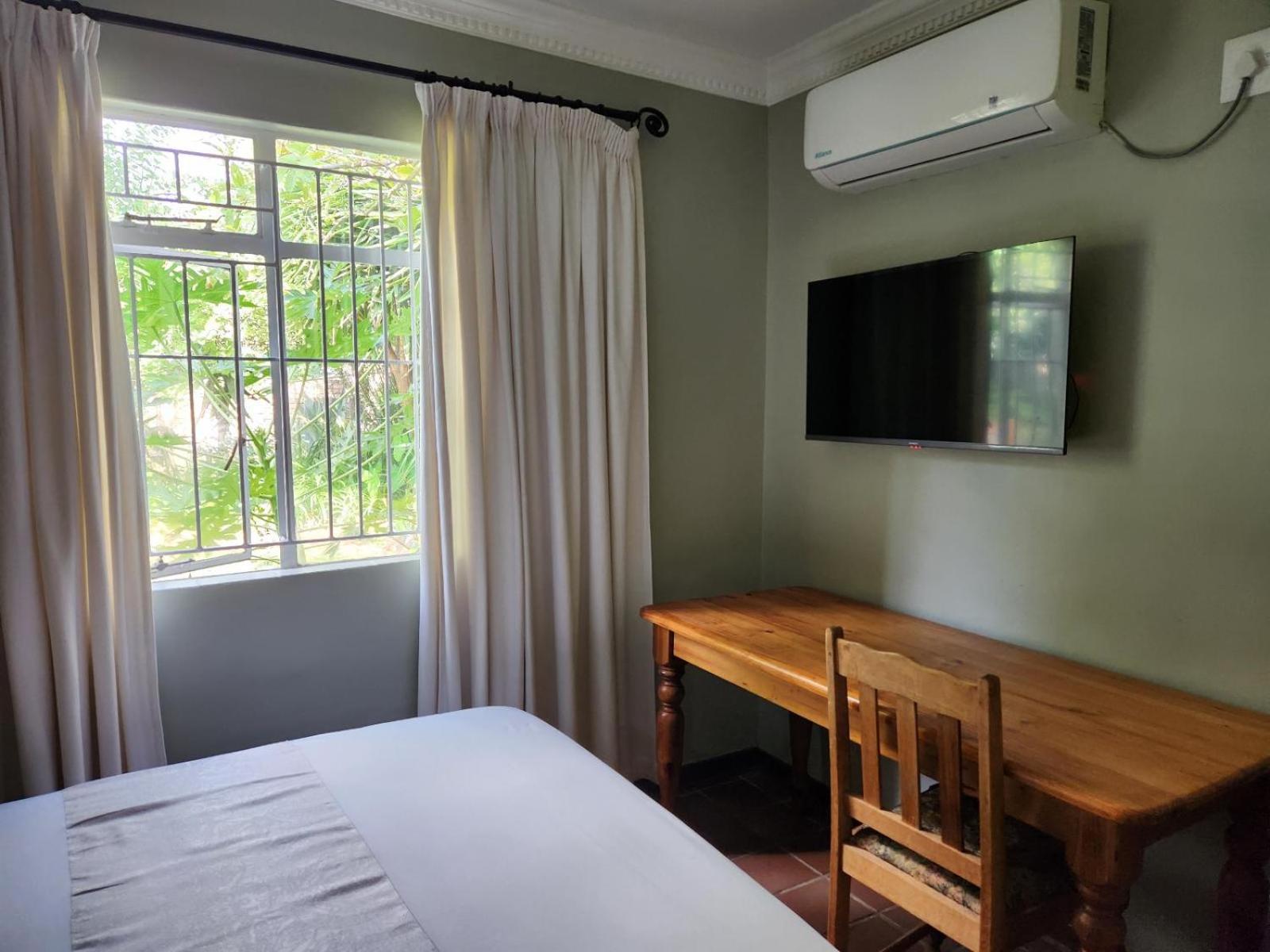 Basic Double Room - Photo 16