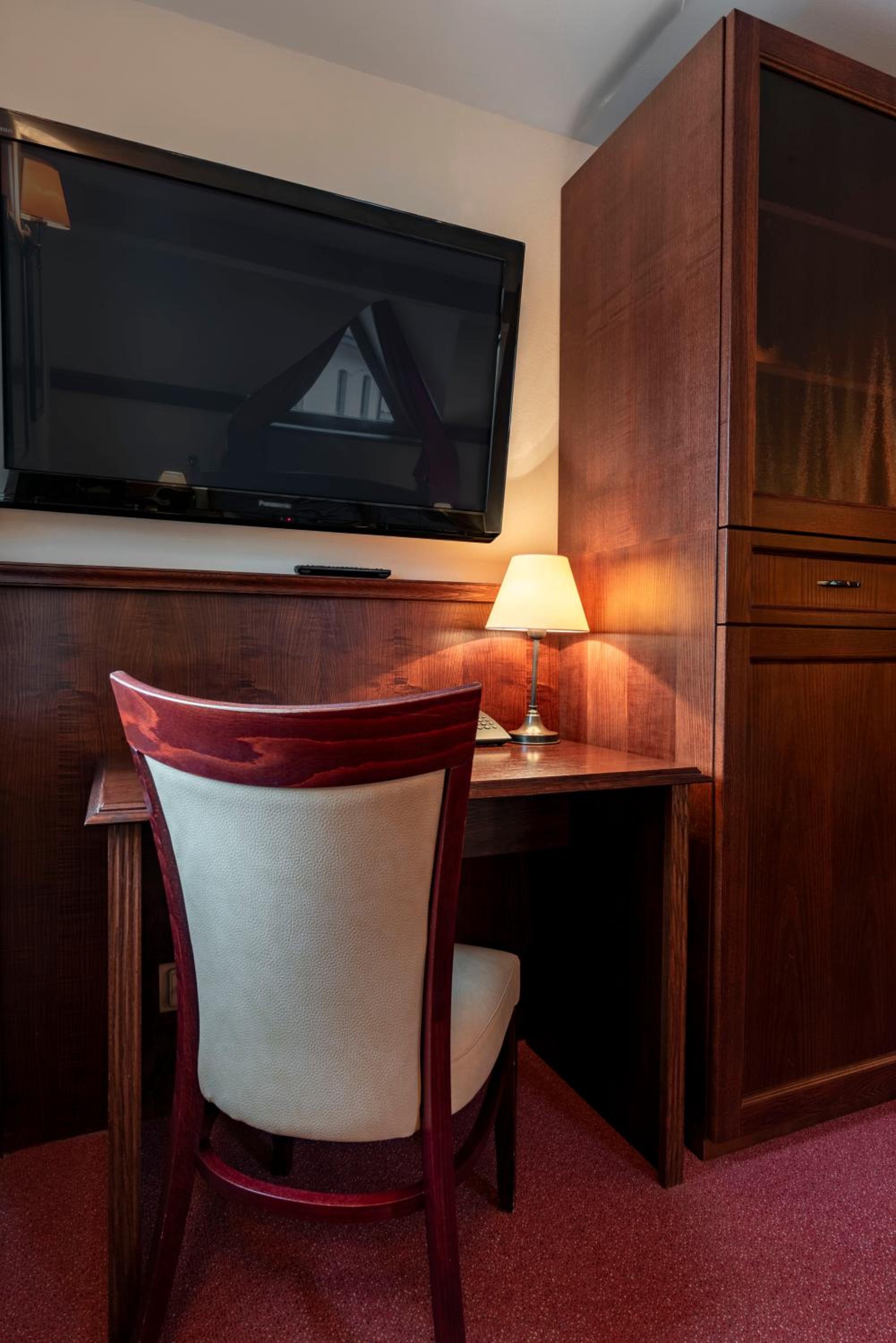 Deluxe Double Room with Bath