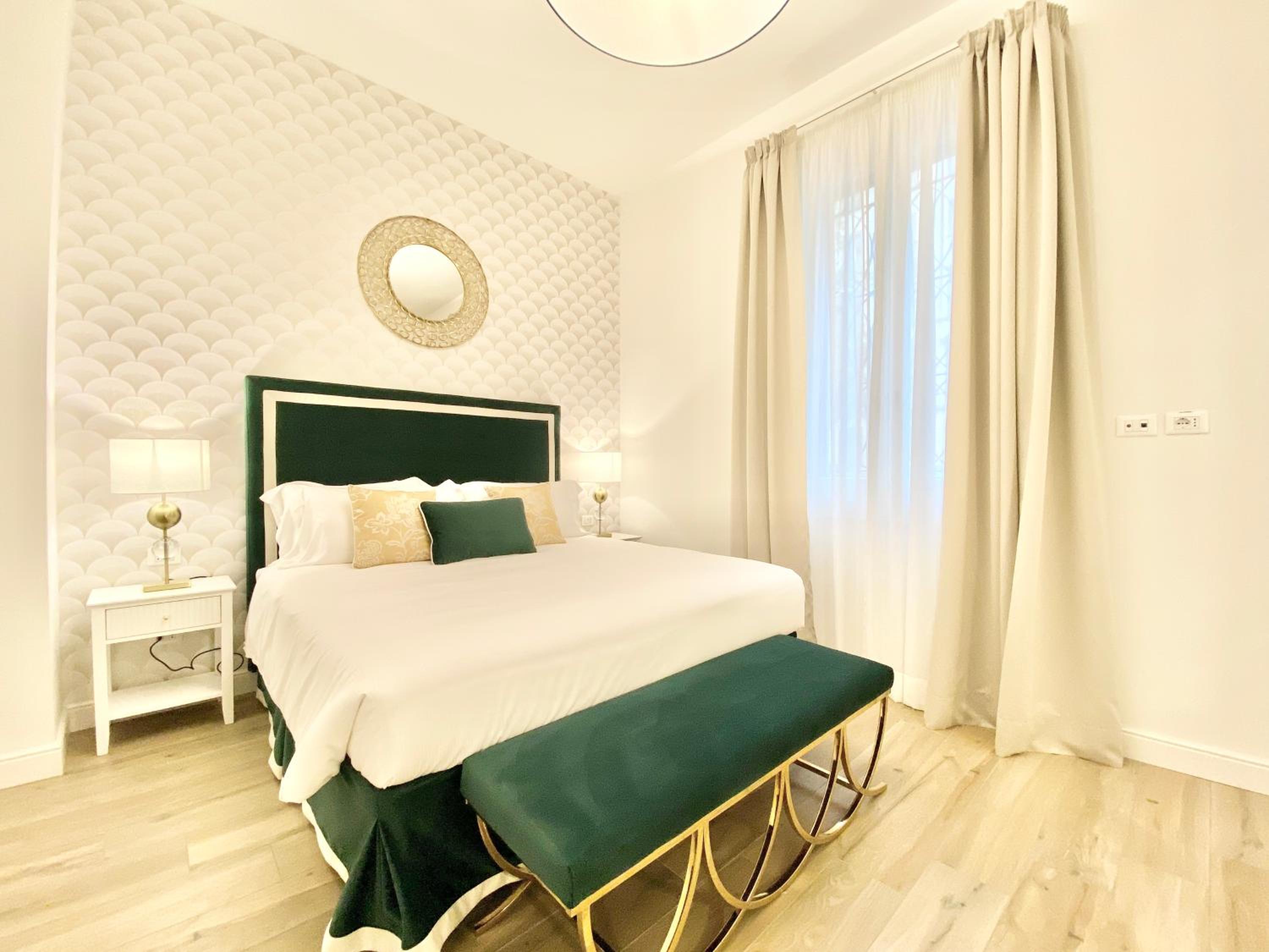 Two-Bedroom Deluxe Apartment with Garden View