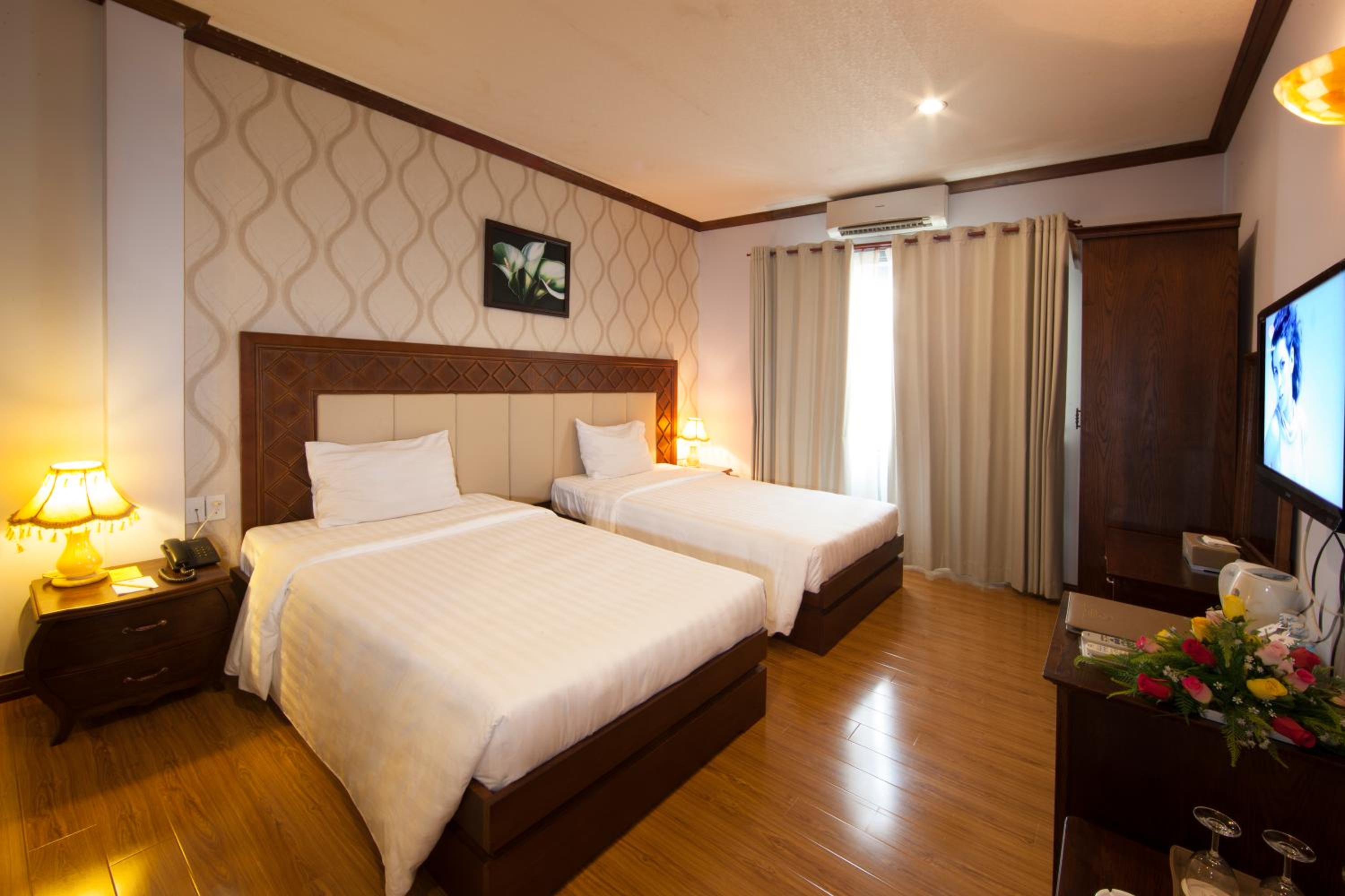 Superior Twin Room - Photo 8