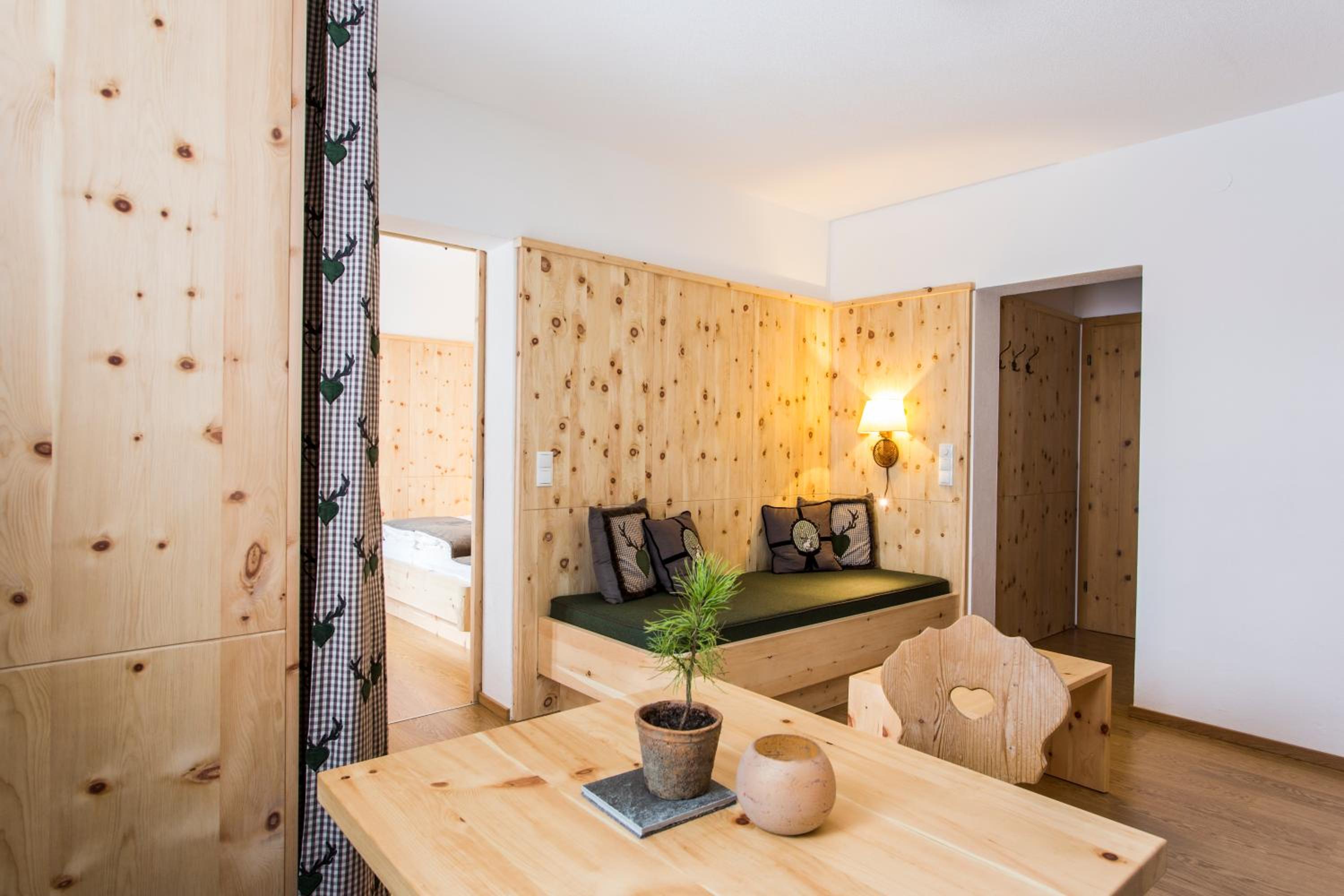Junior Suite with Balcony photo 2