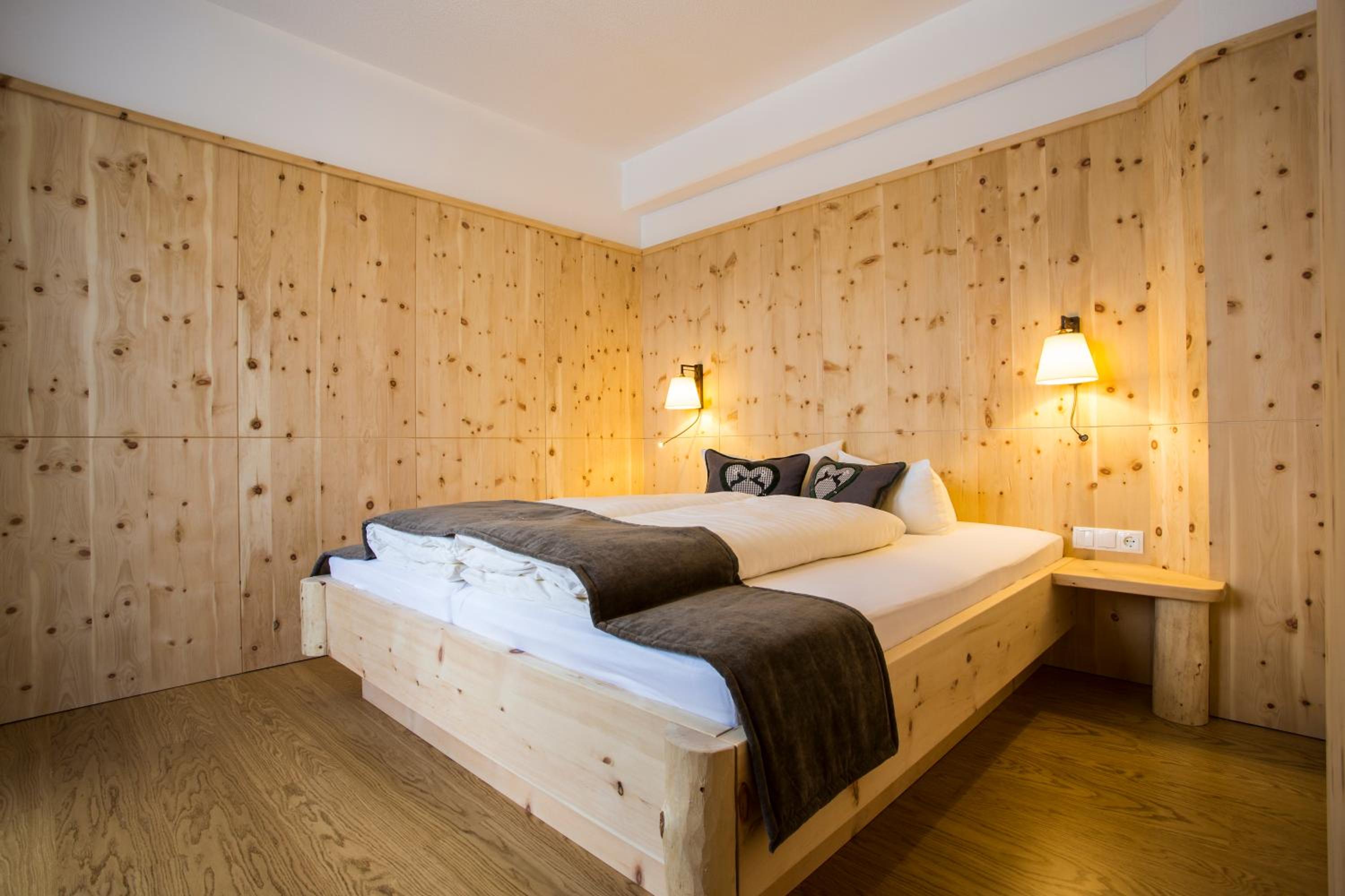 Junior Suite with Balcony photo 1