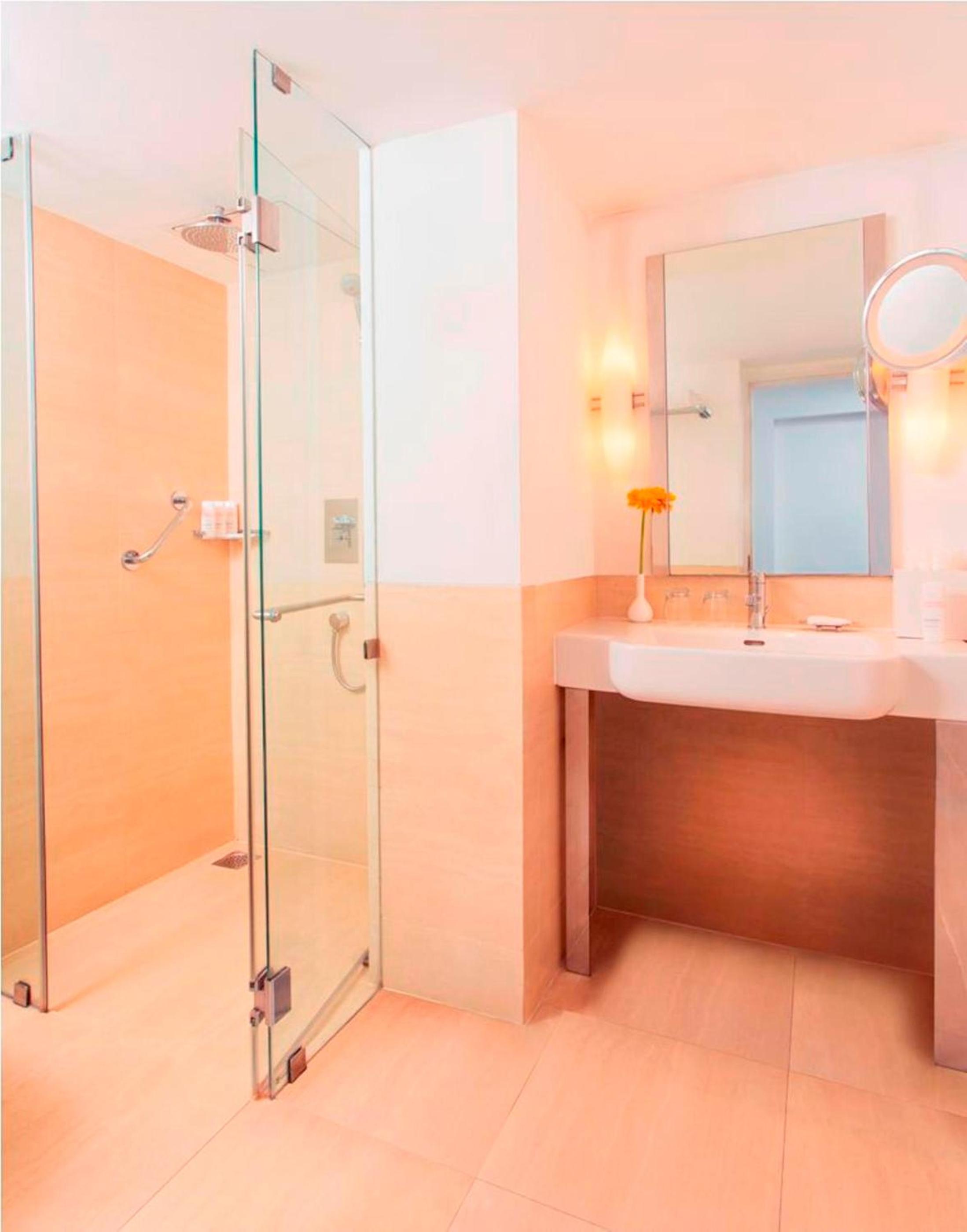 Superior Room with 20% Disc on F&B and SPA   - Photo 9