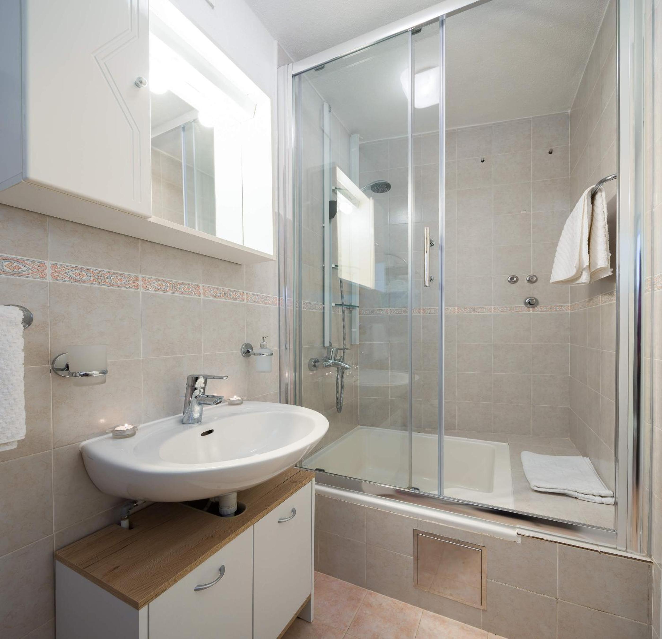 Superior Studio with Sea View - Photo 11