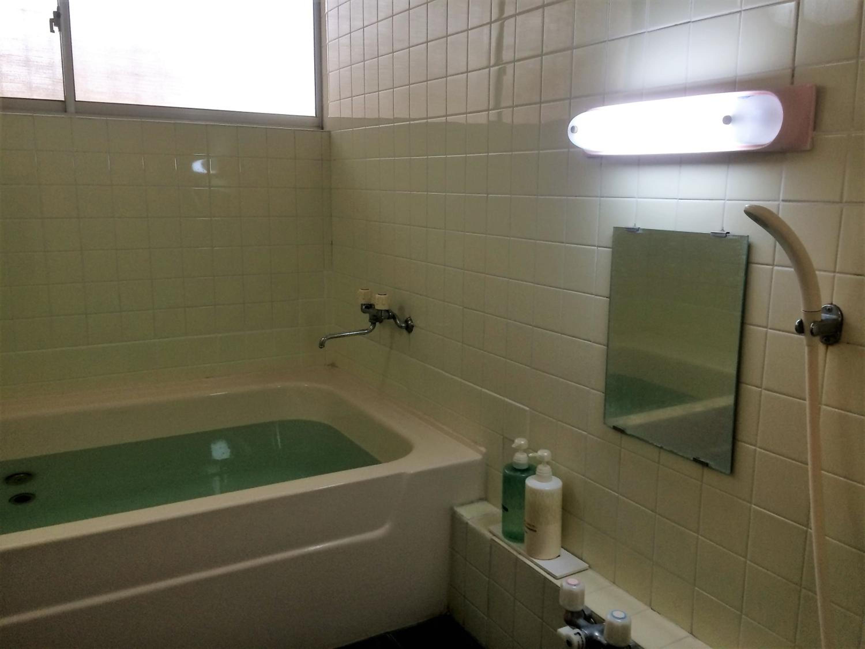 Japanese-Style Superior Room with Shared Bathroom and Private Toilet - Annex photo 2