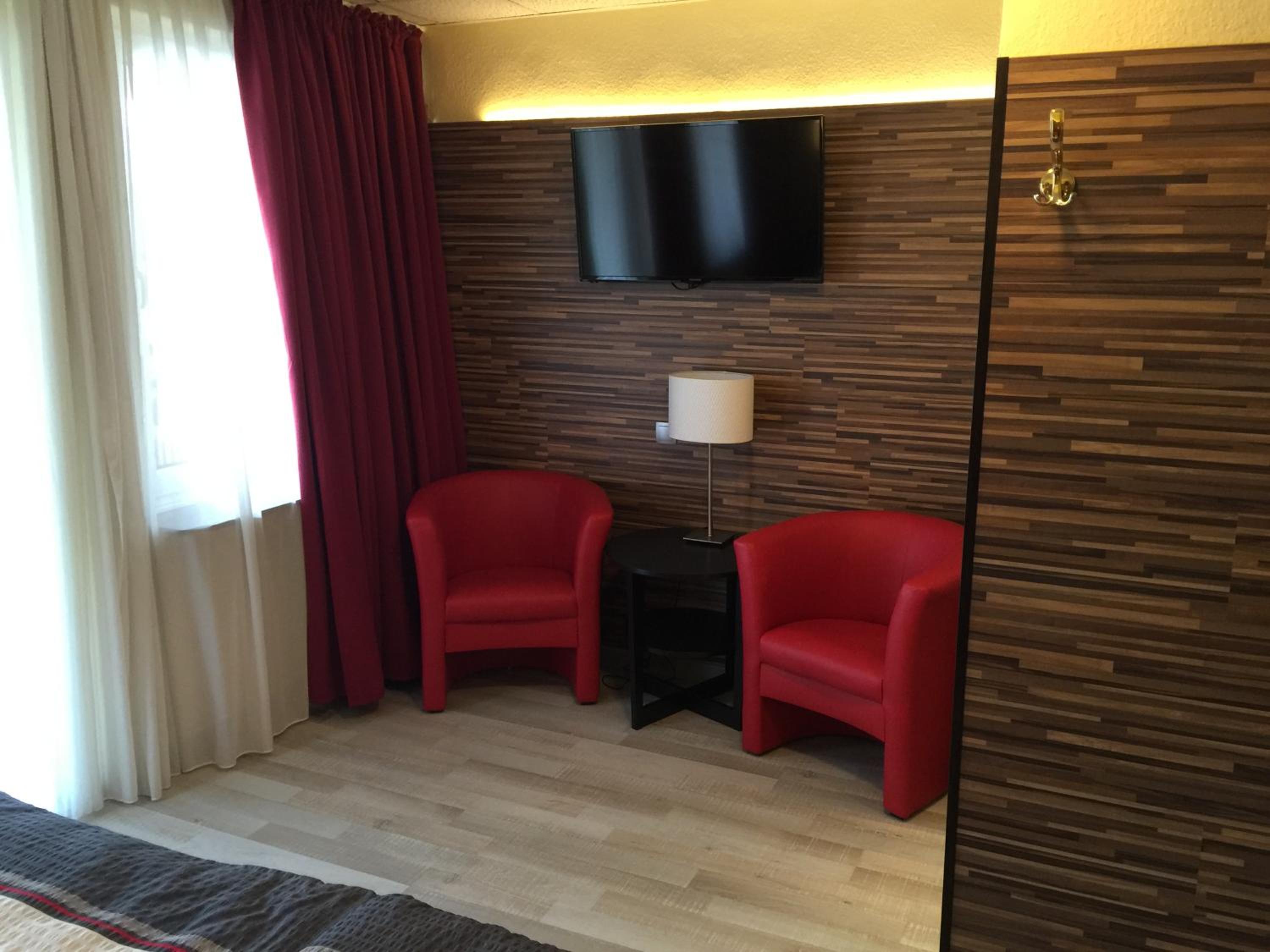 Comfort Double Room with River View - Photo 3