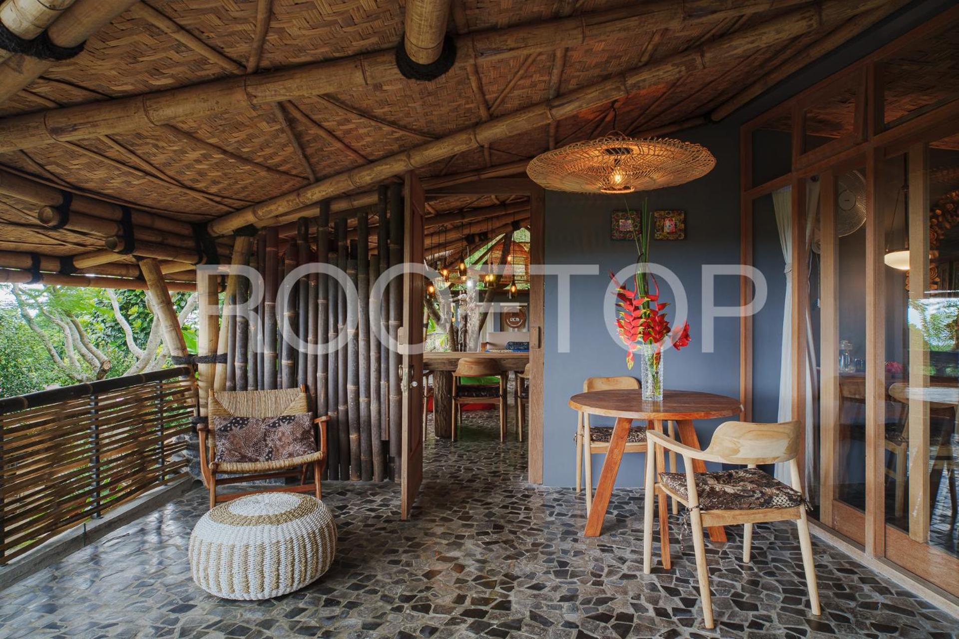 Double Room with Balcony - Photo 10