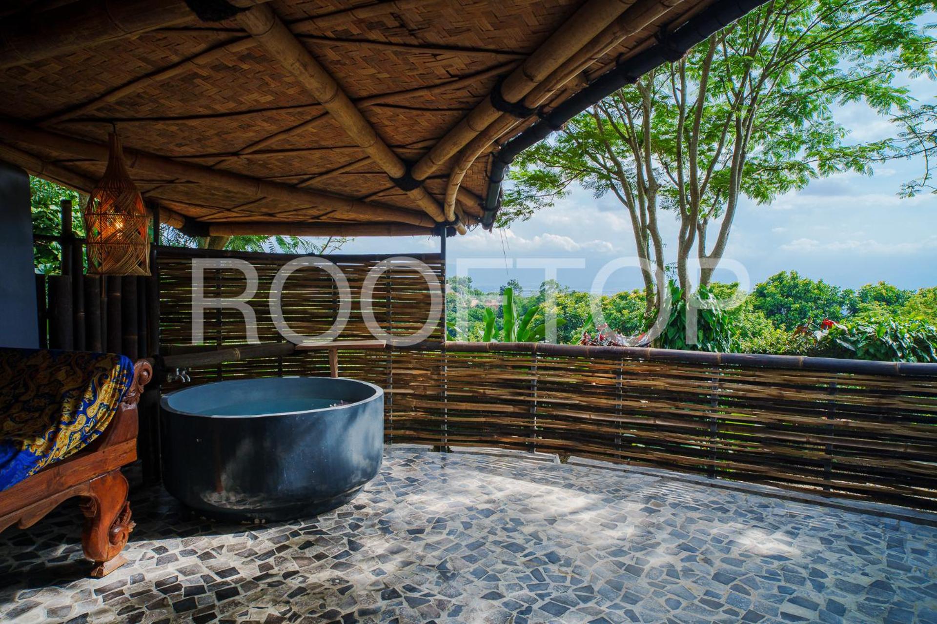 Double Room with Balcony - Photo 12
