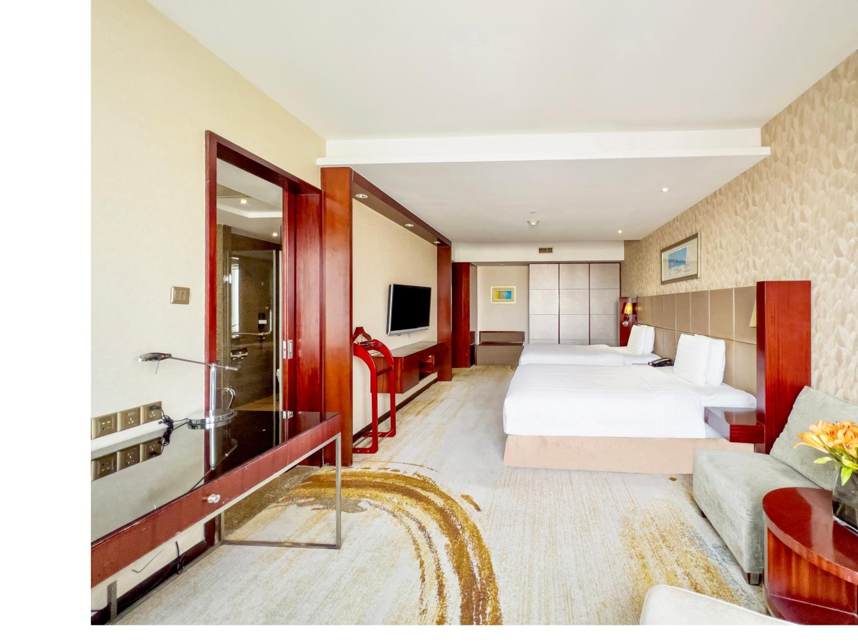 Standard Double Room with Two Double Beds - Photo 5