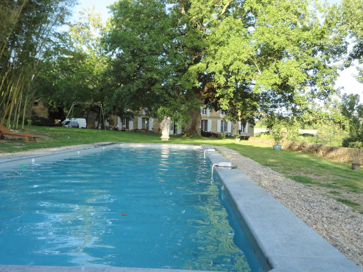 2 Bedroom House photo 3