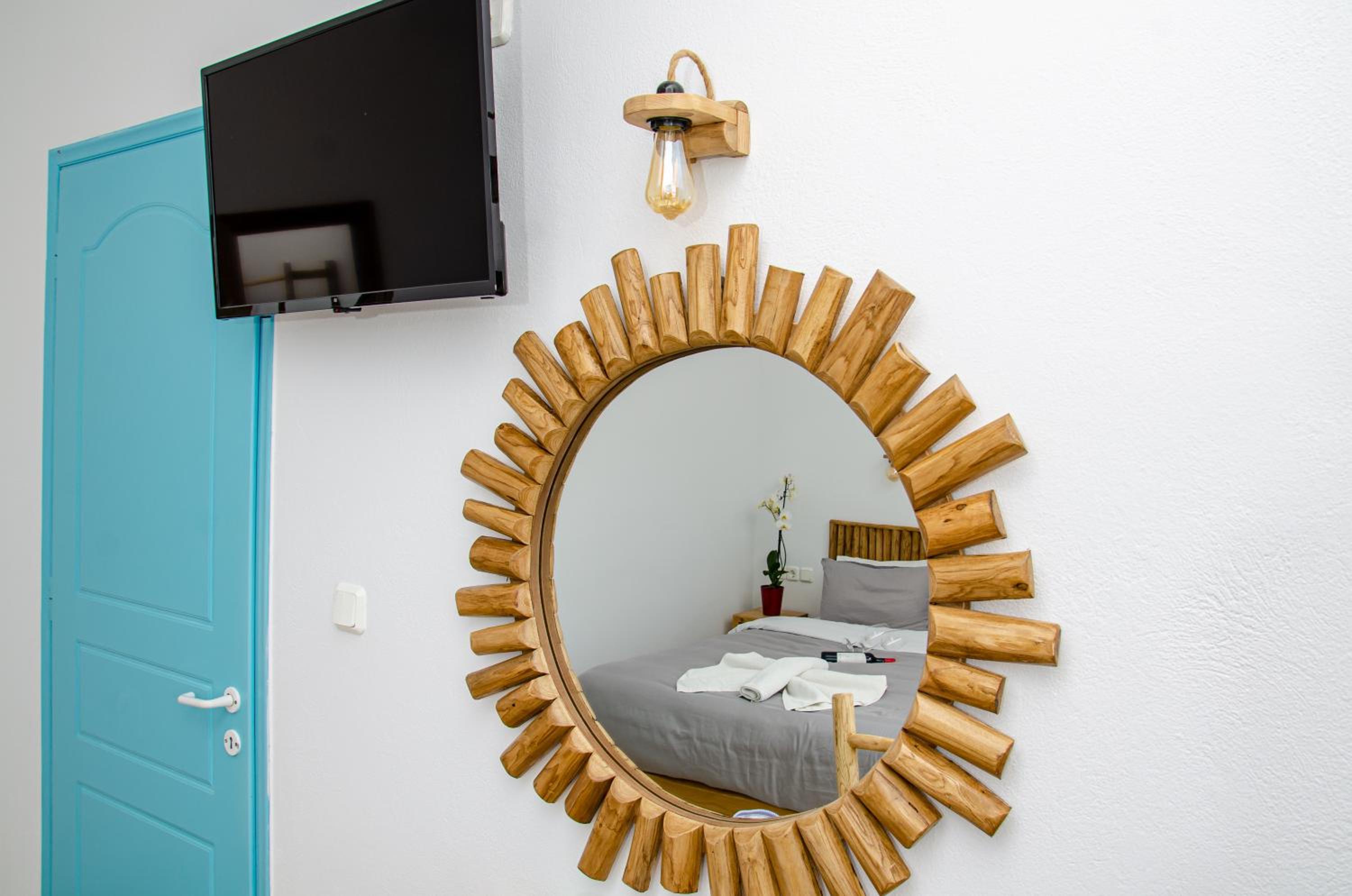 Deluxe Triple Room photo 2