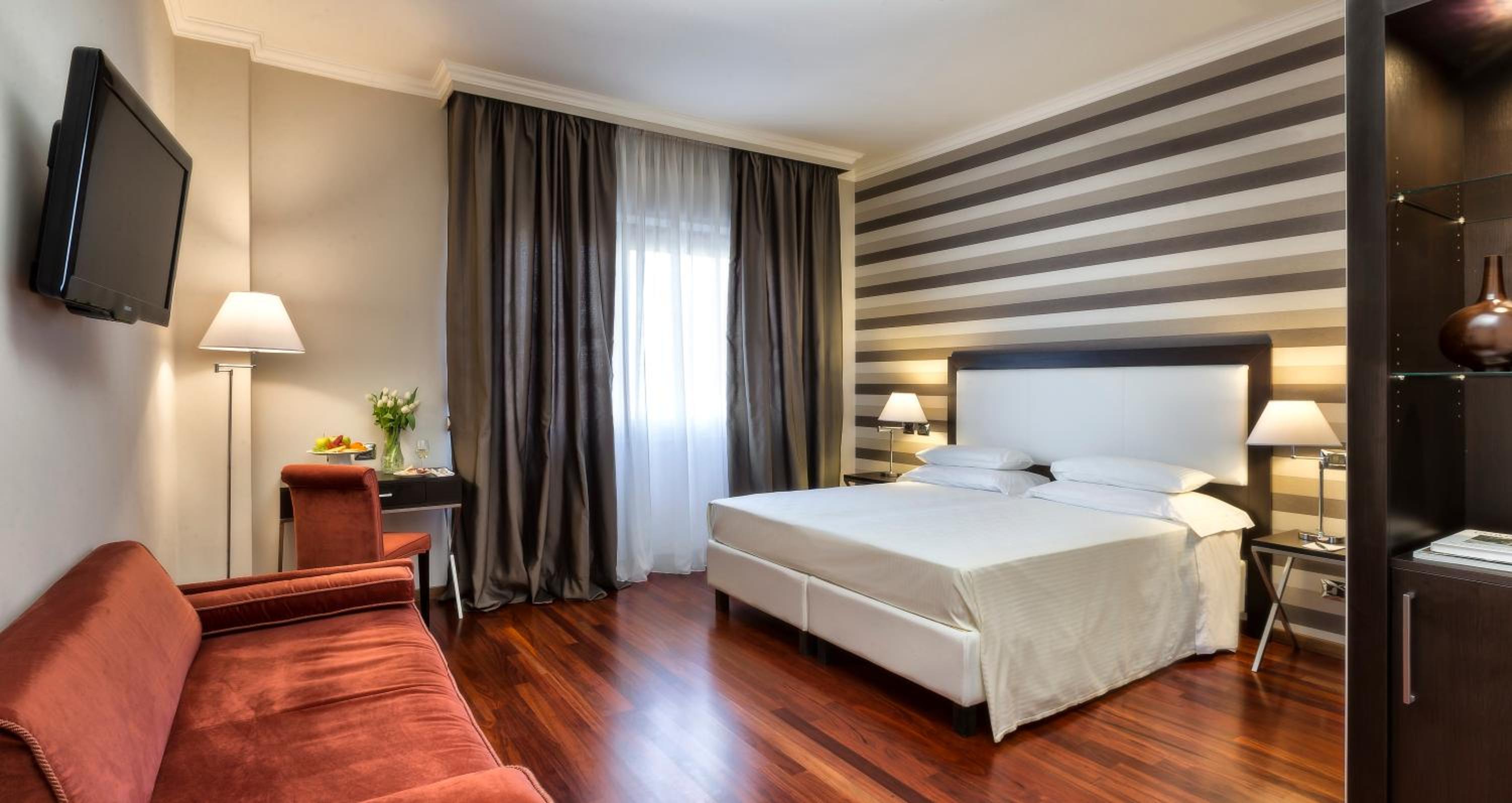 Deluxe Double or Twin Room - Photo 1