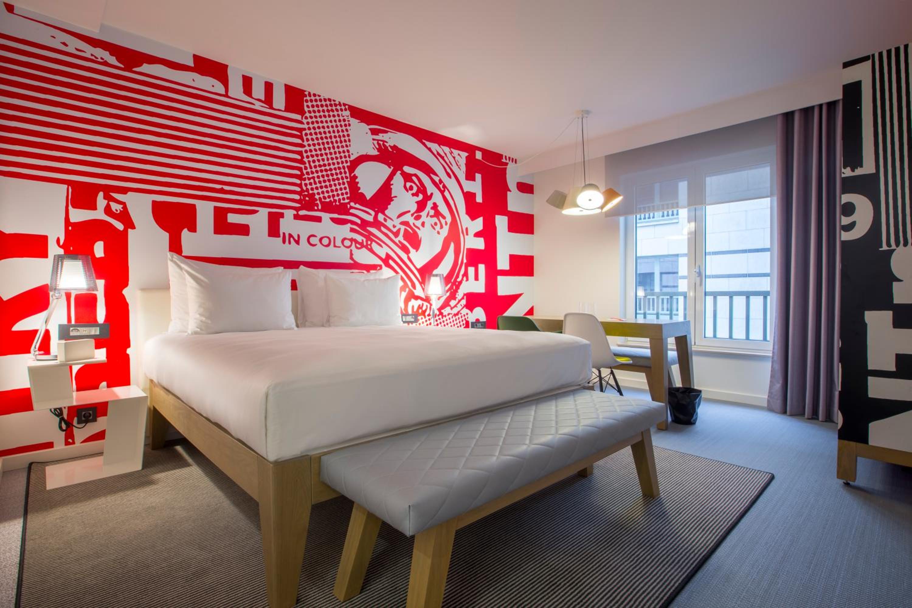 Standard Room thumbnail 6