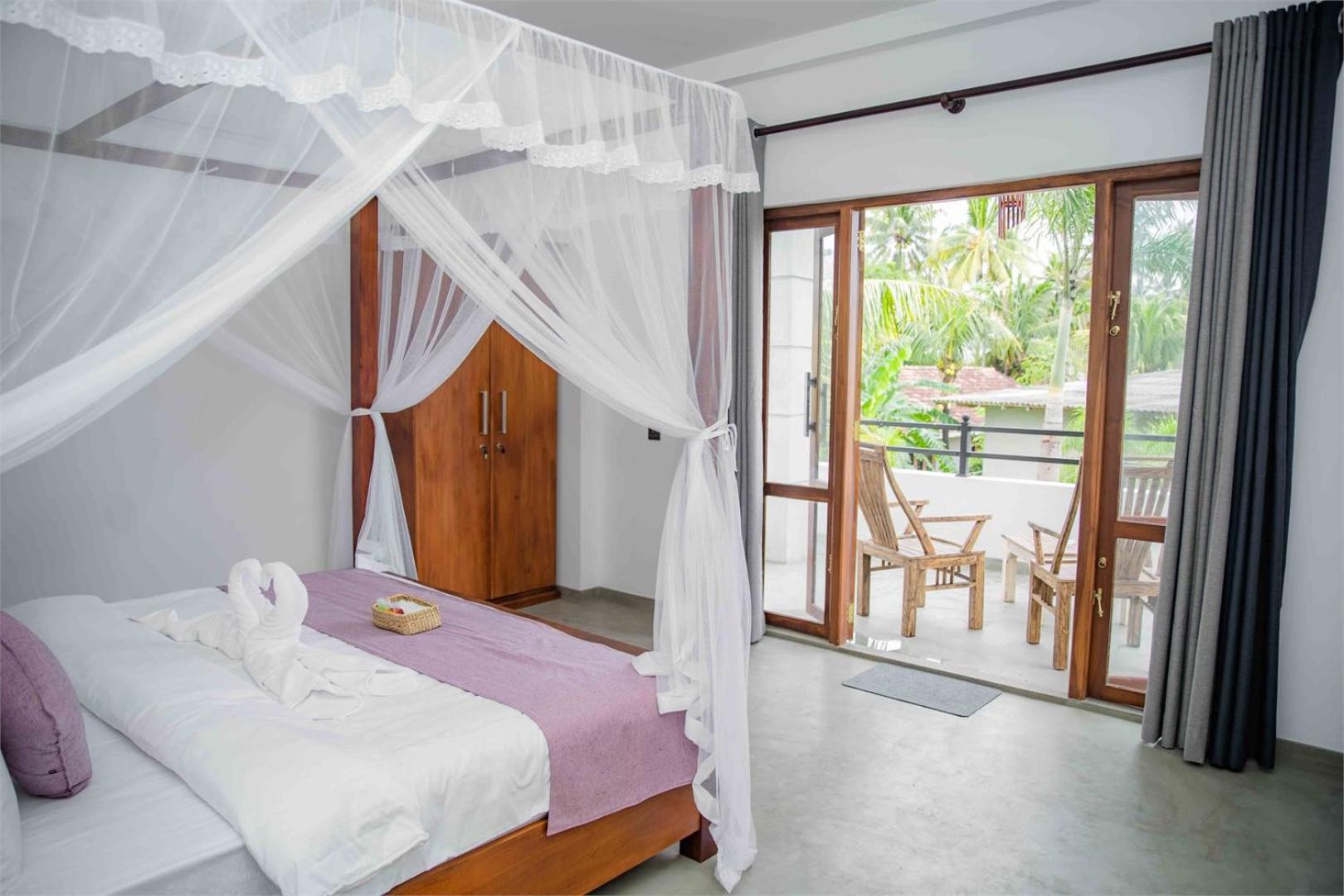 Deluxe Double Room with Balcony photo 2