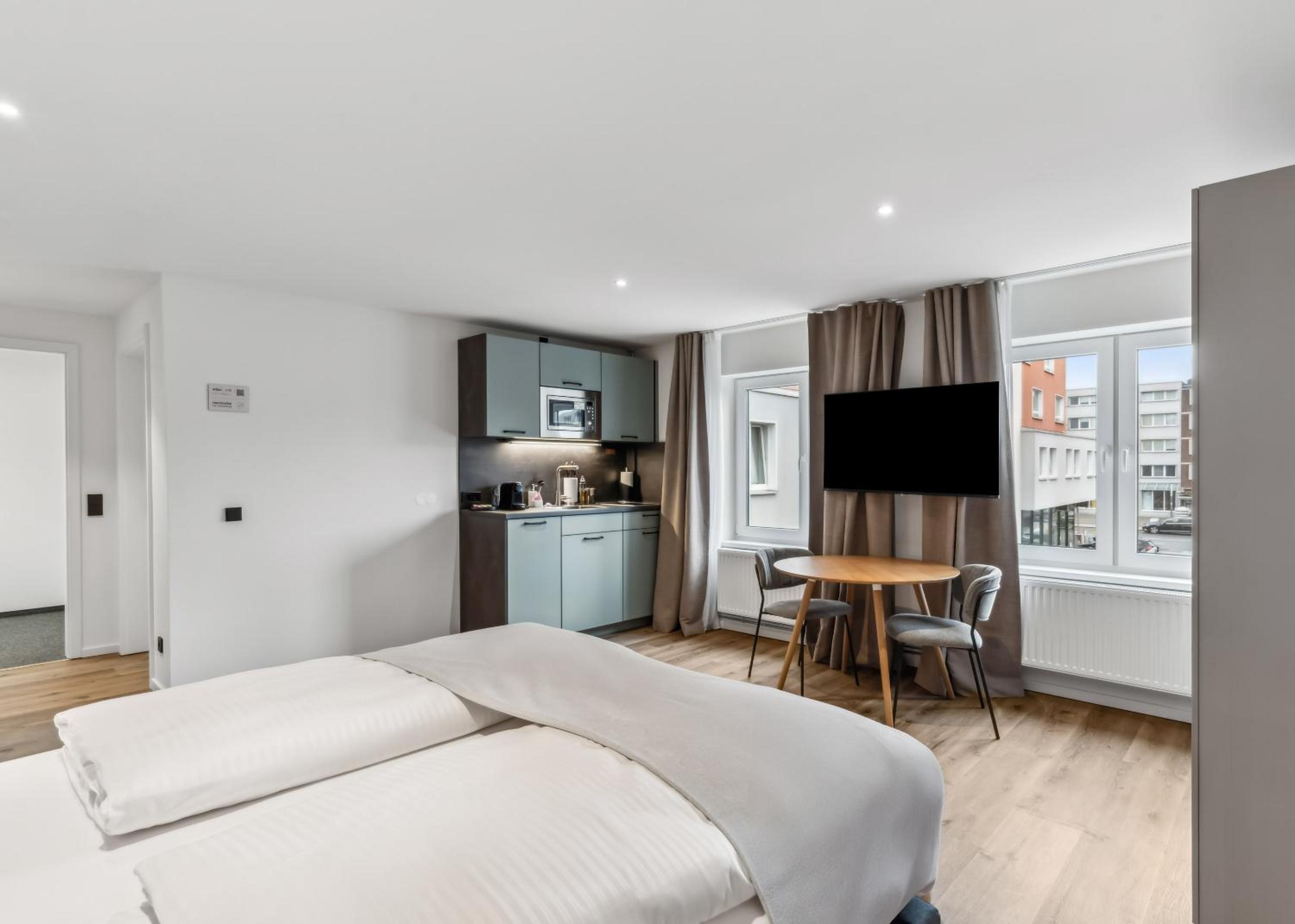 Suite Wheelchair Accessible - Photo 5