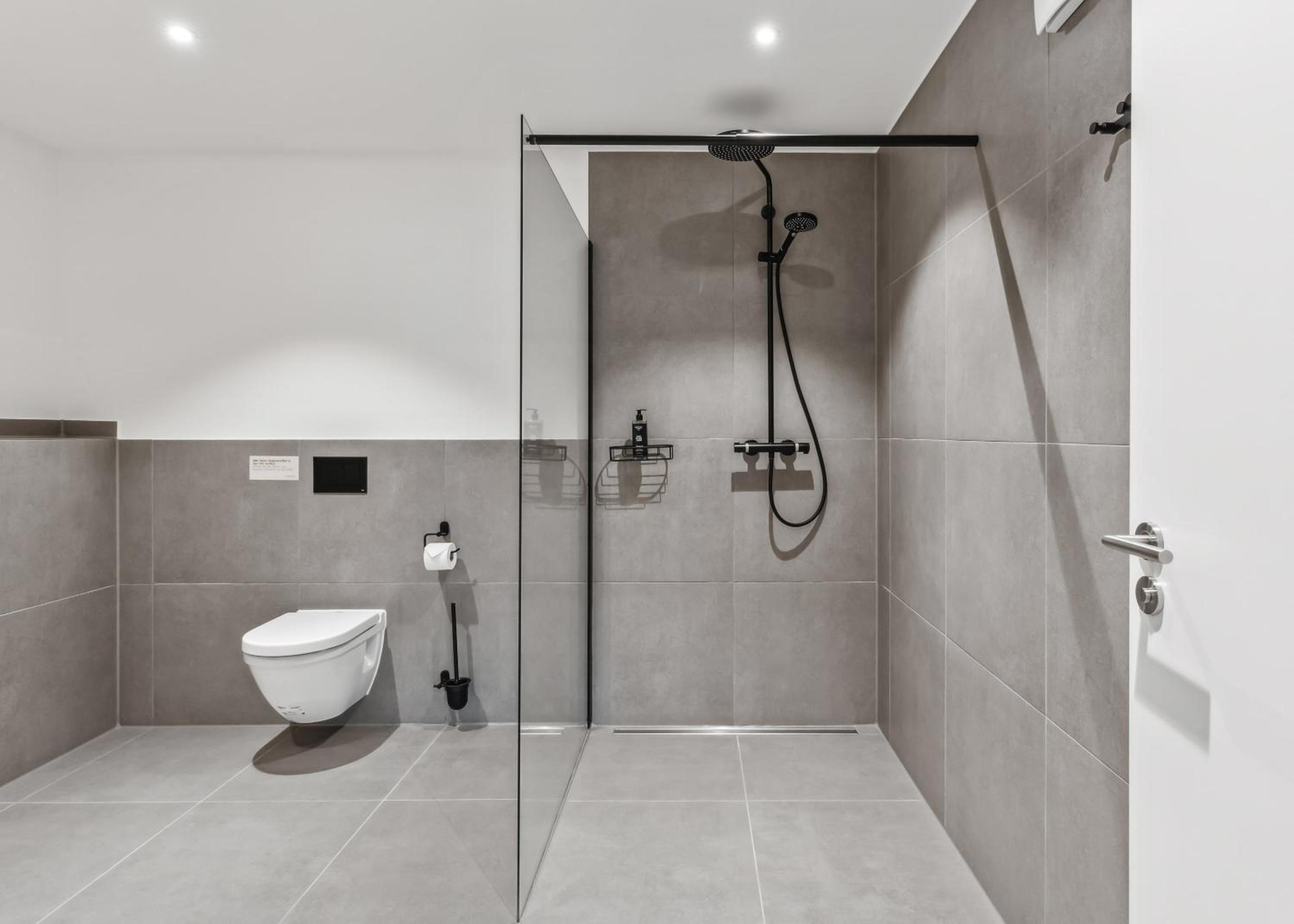 Suite Wheelchair Accessible - Photo 2