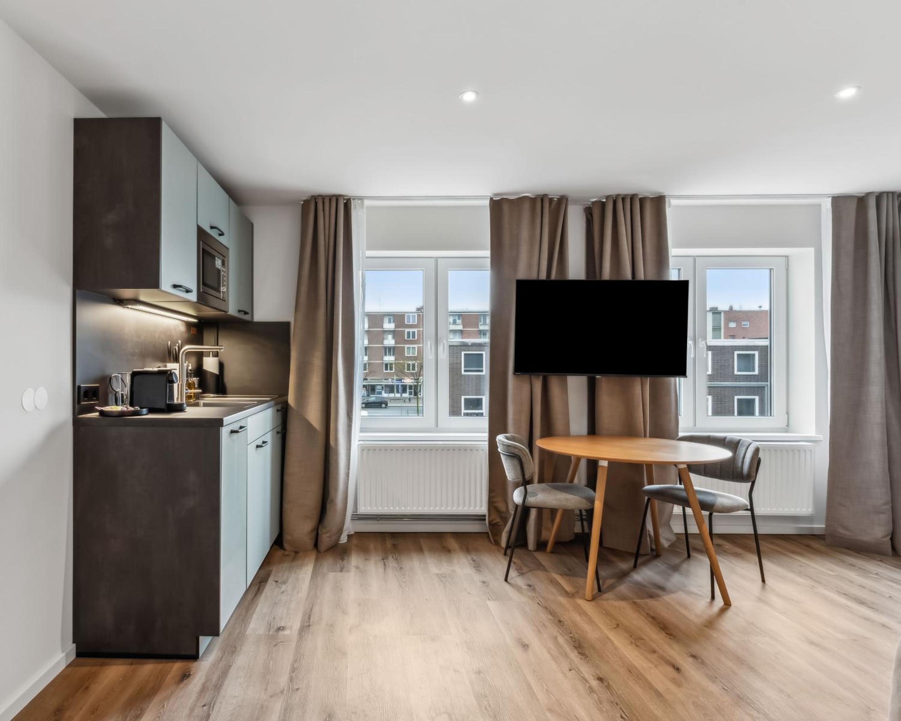 Suite Wheelchair Accessible - Photo 3