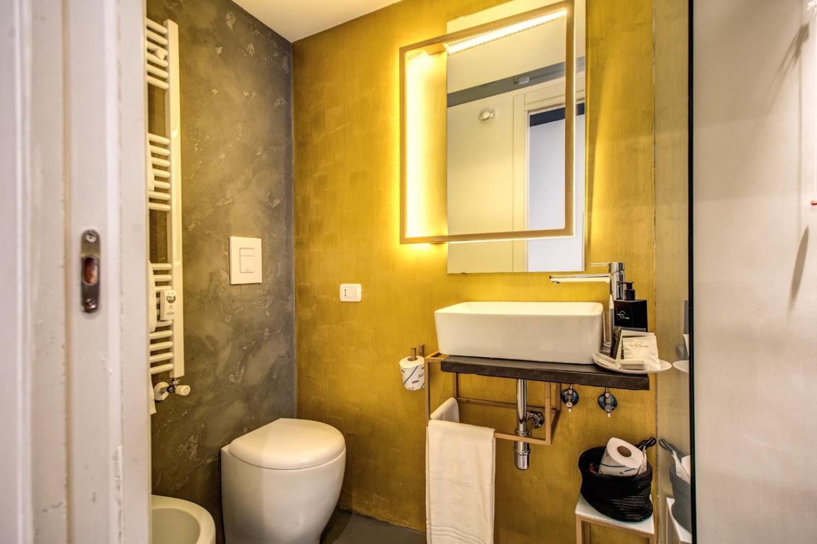 Small Double Room photo 2