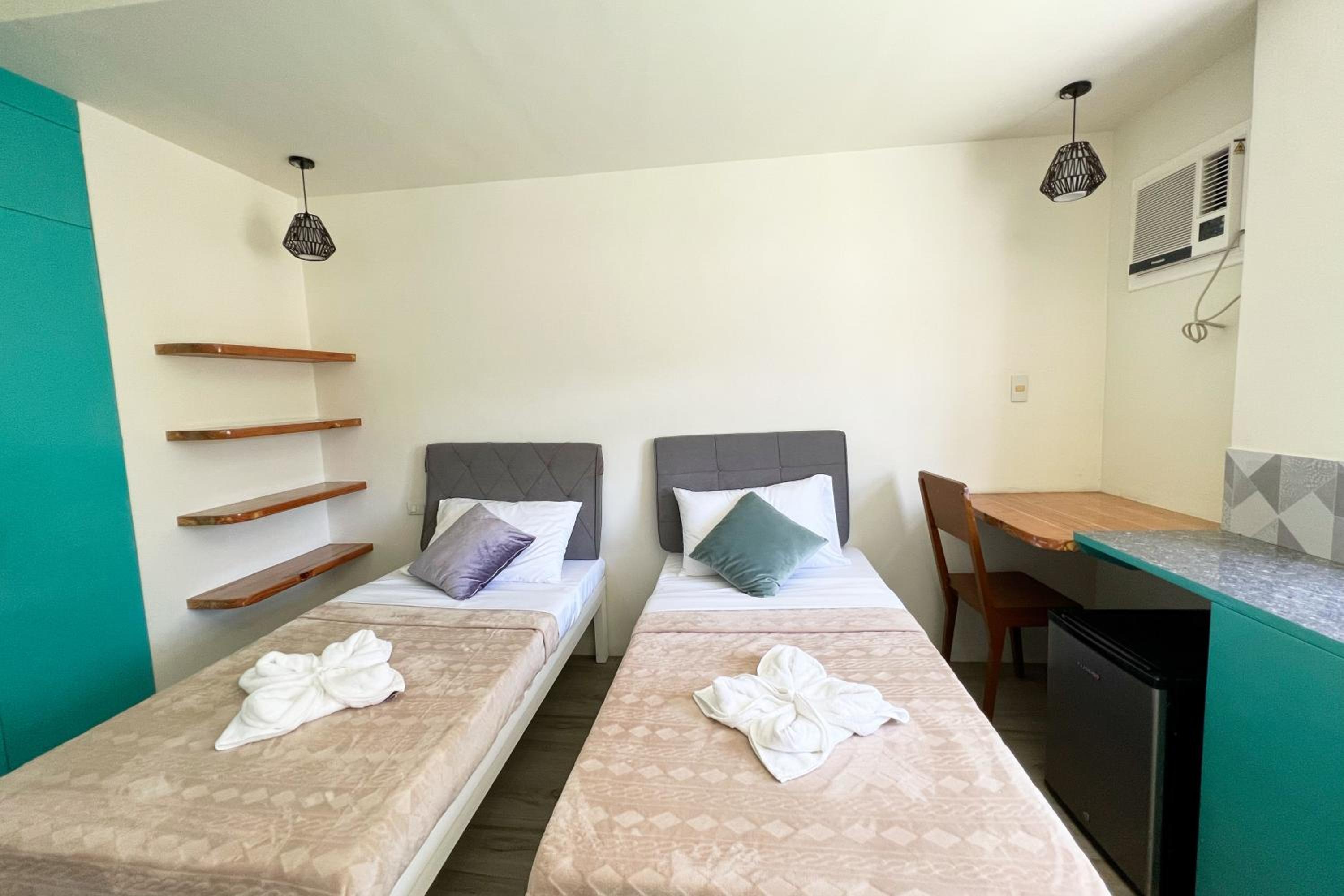 Standard Twin Room photo 3