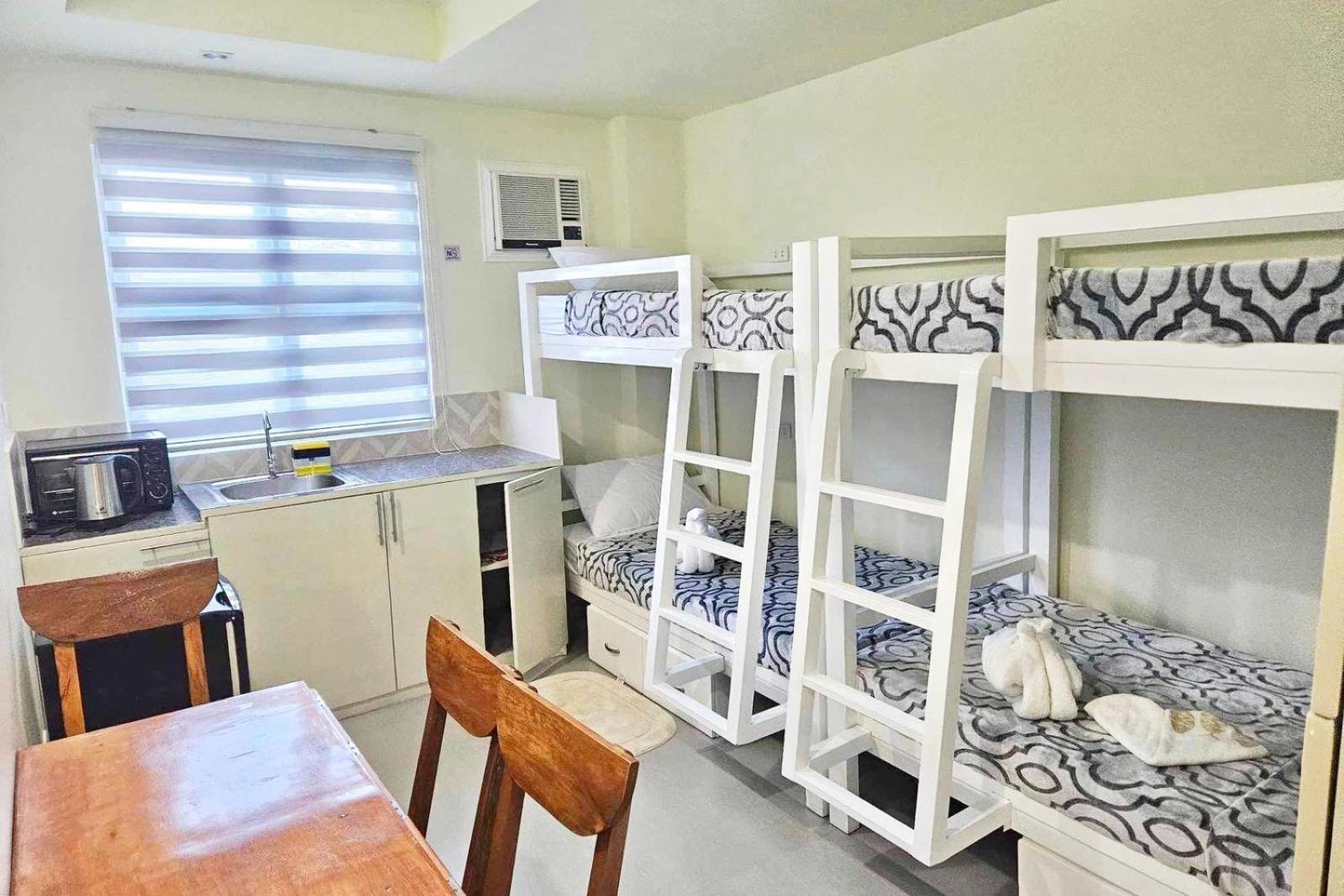 Quadruple Room photo 1