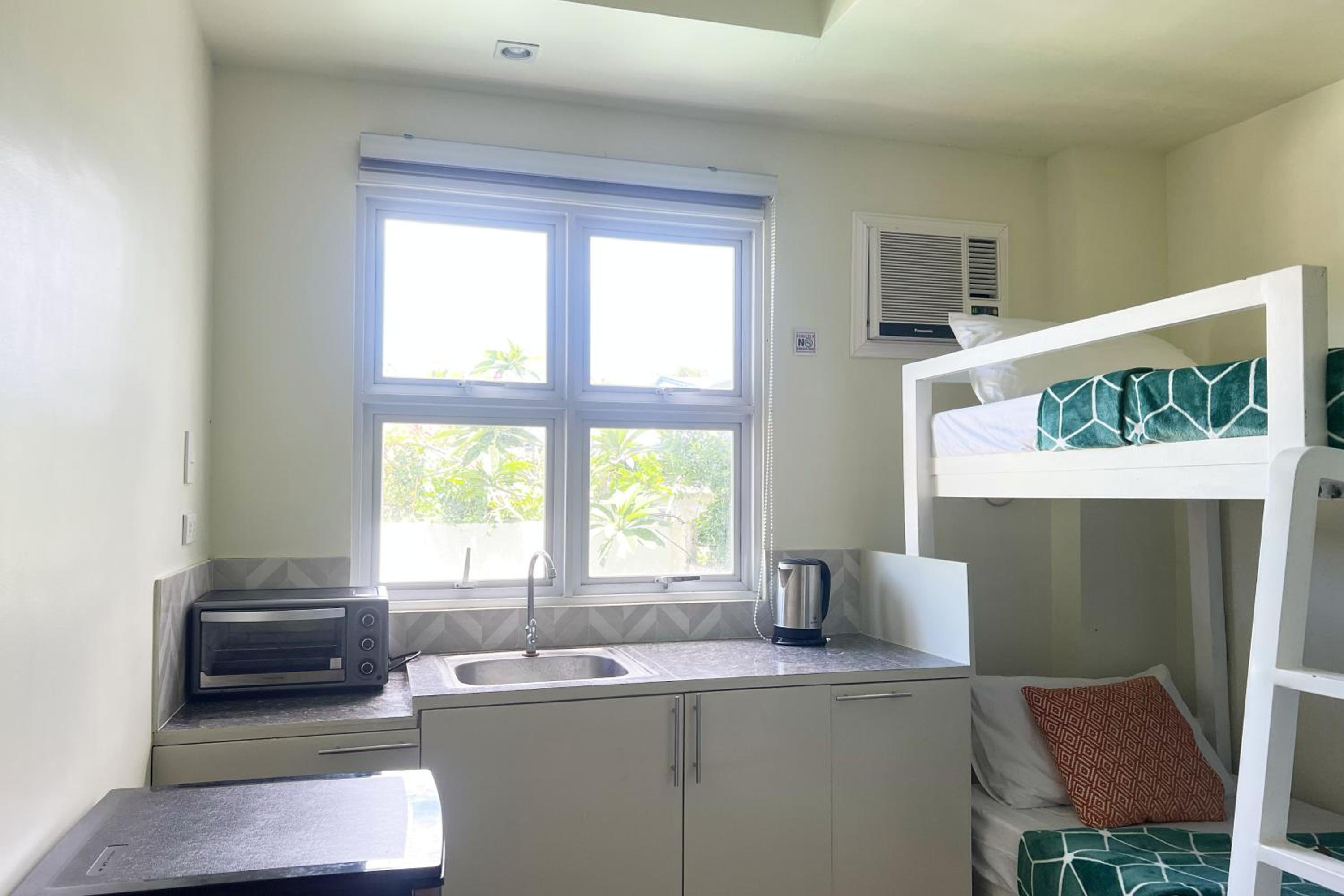 Quadruple Room photo 3